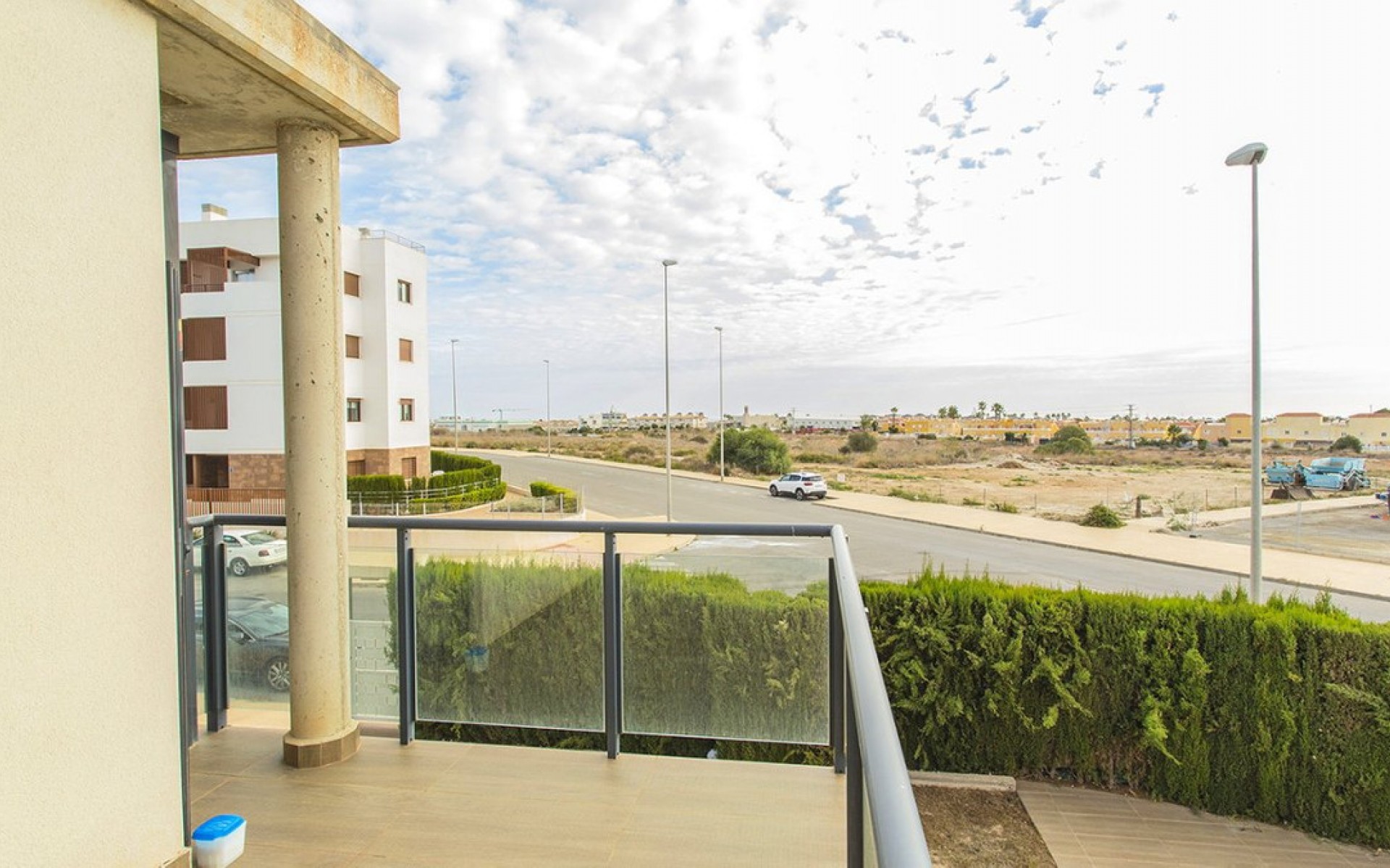 Resale - Villa - Cabo Roig