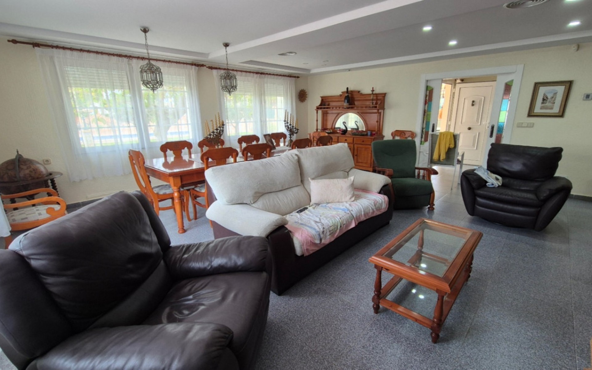 Resale - Villa - Cabo Roig