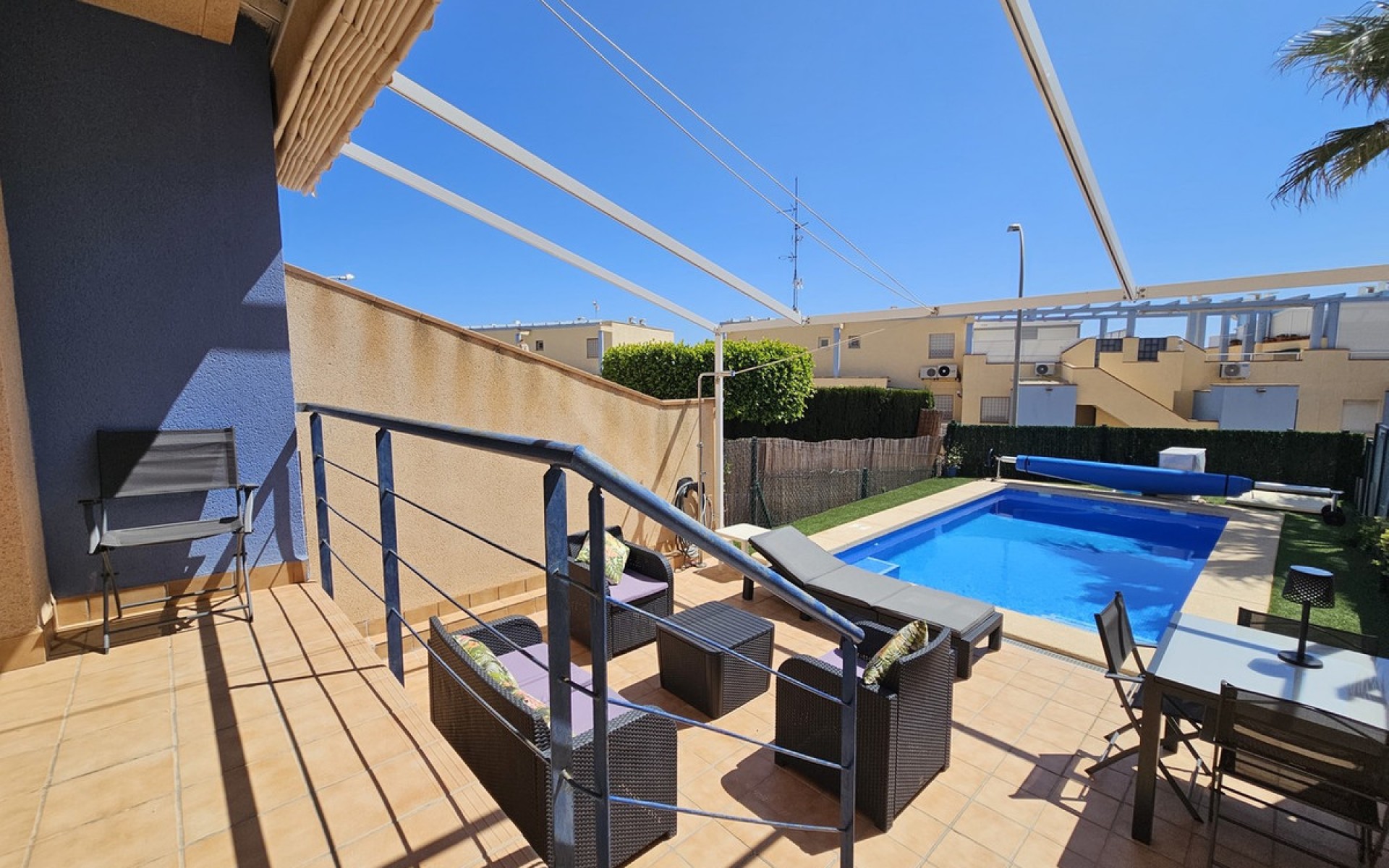 Resale - Villa - Cabo Roig