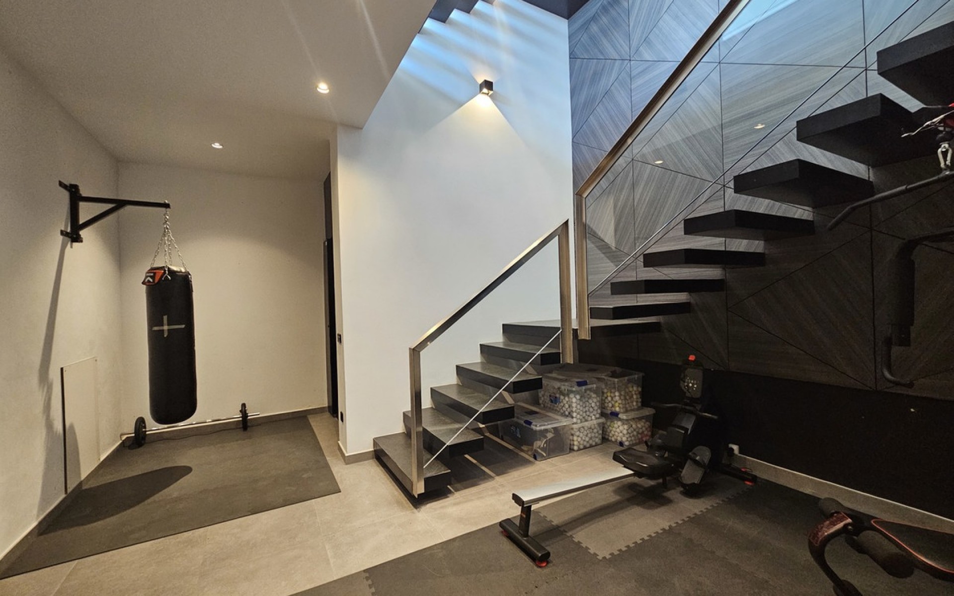 Resale - Villa - Cabo Roig