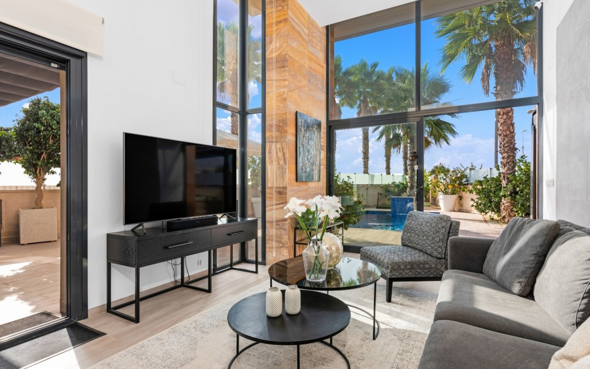 Resale - Villa - Cabo Roig