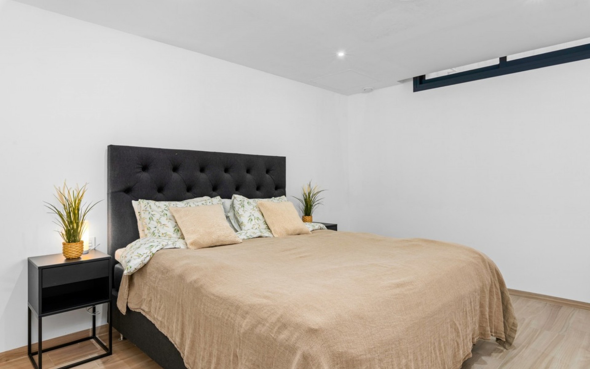 Resale - Villa - Cabo Roig