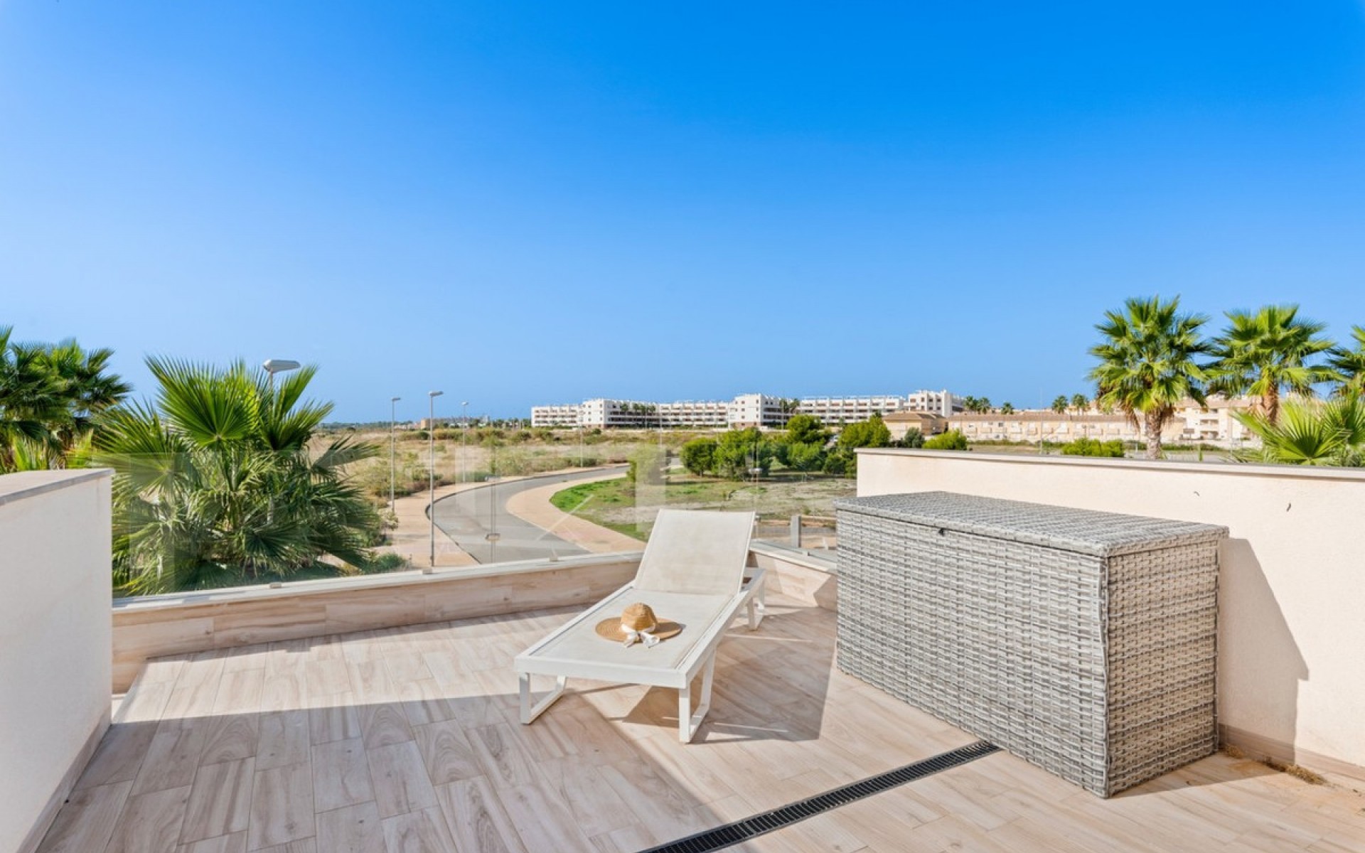 Resale - Villa - Cabo Roig