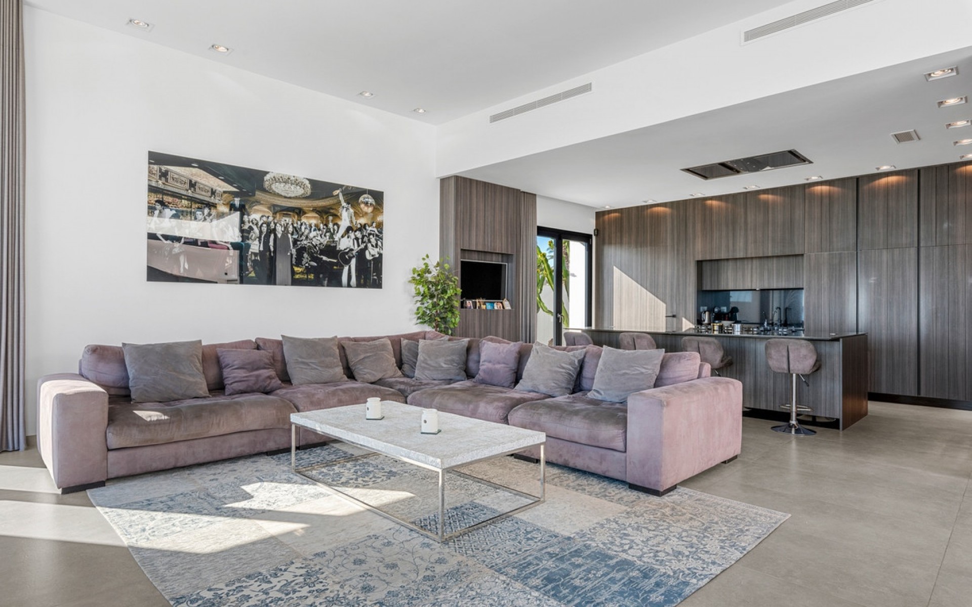 Resale - Villa - Cabo Roig