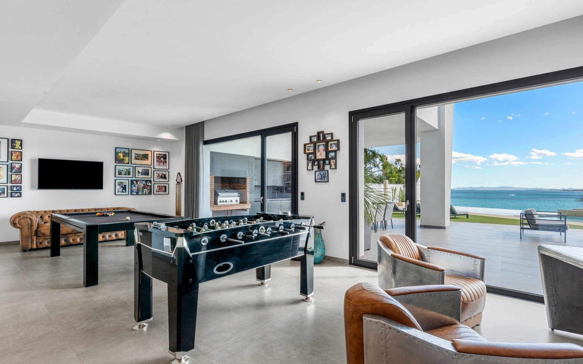 Resale - Villa - Cabo Roig