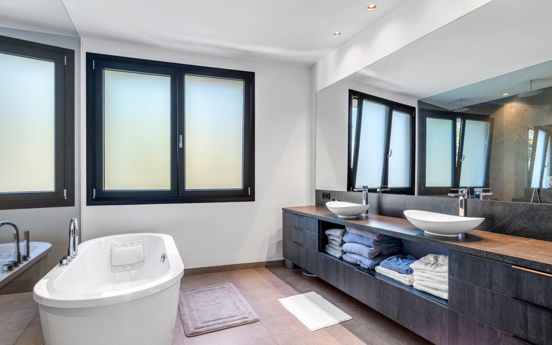 Resale - Villa - Cabo Roig