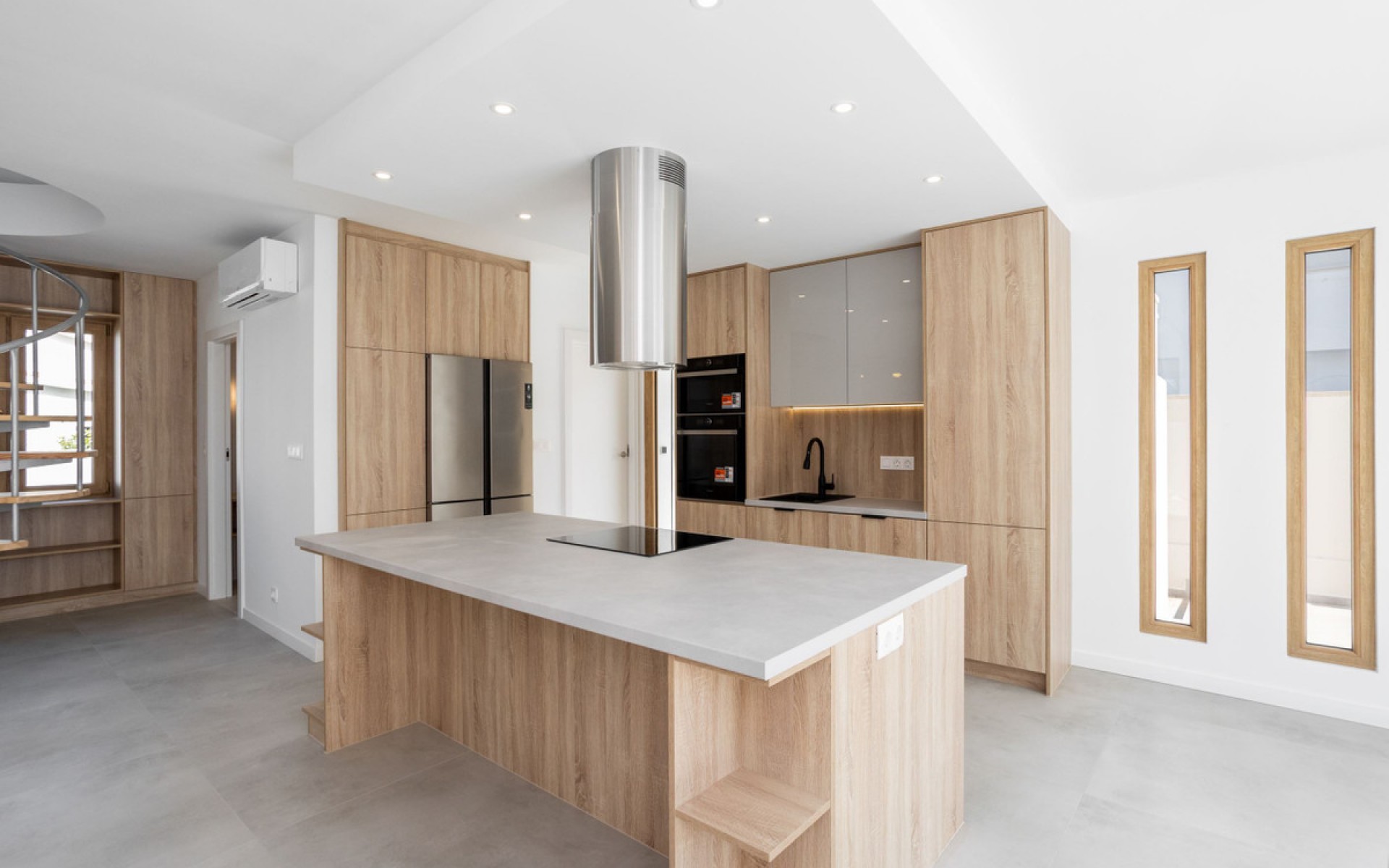 Resale - Villa - Cabo Roig