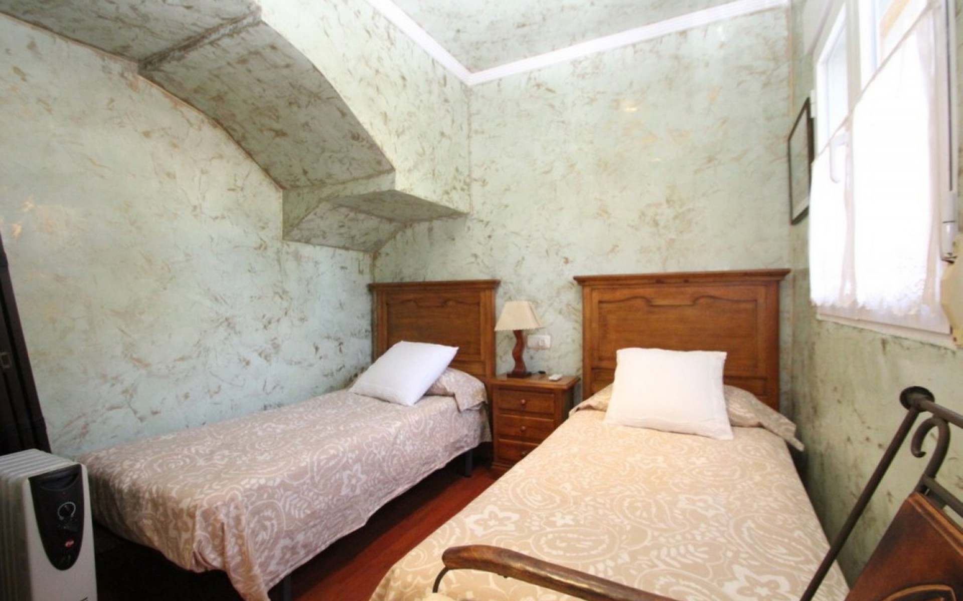 Resale - Villa - Cabo Roig