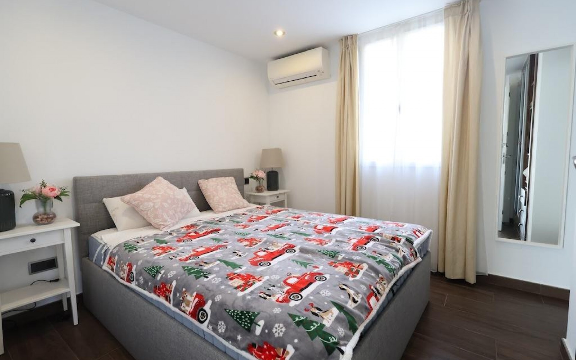 Resale - Villa - Cabo Roig