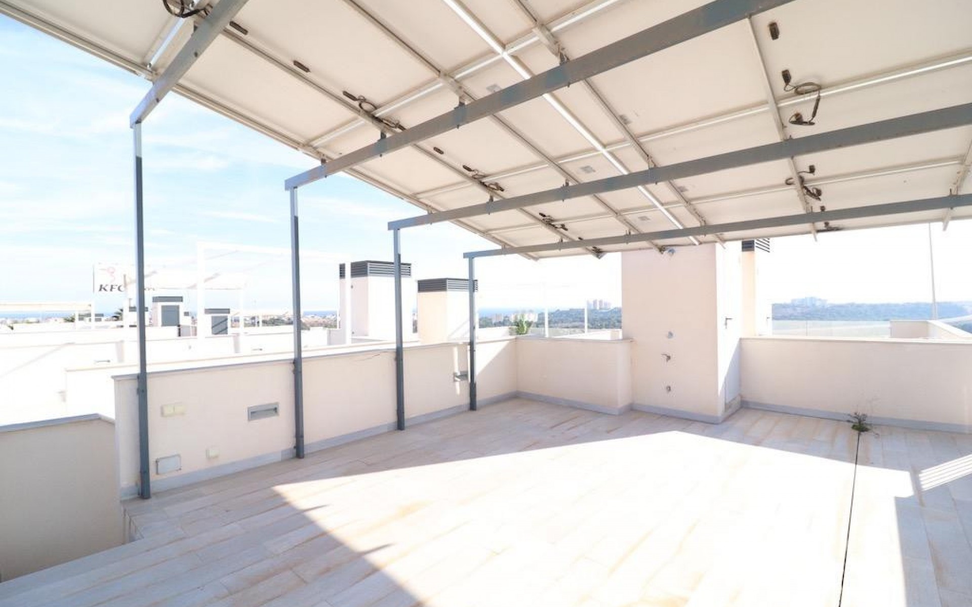 Resale - Villa - Cabo Roig