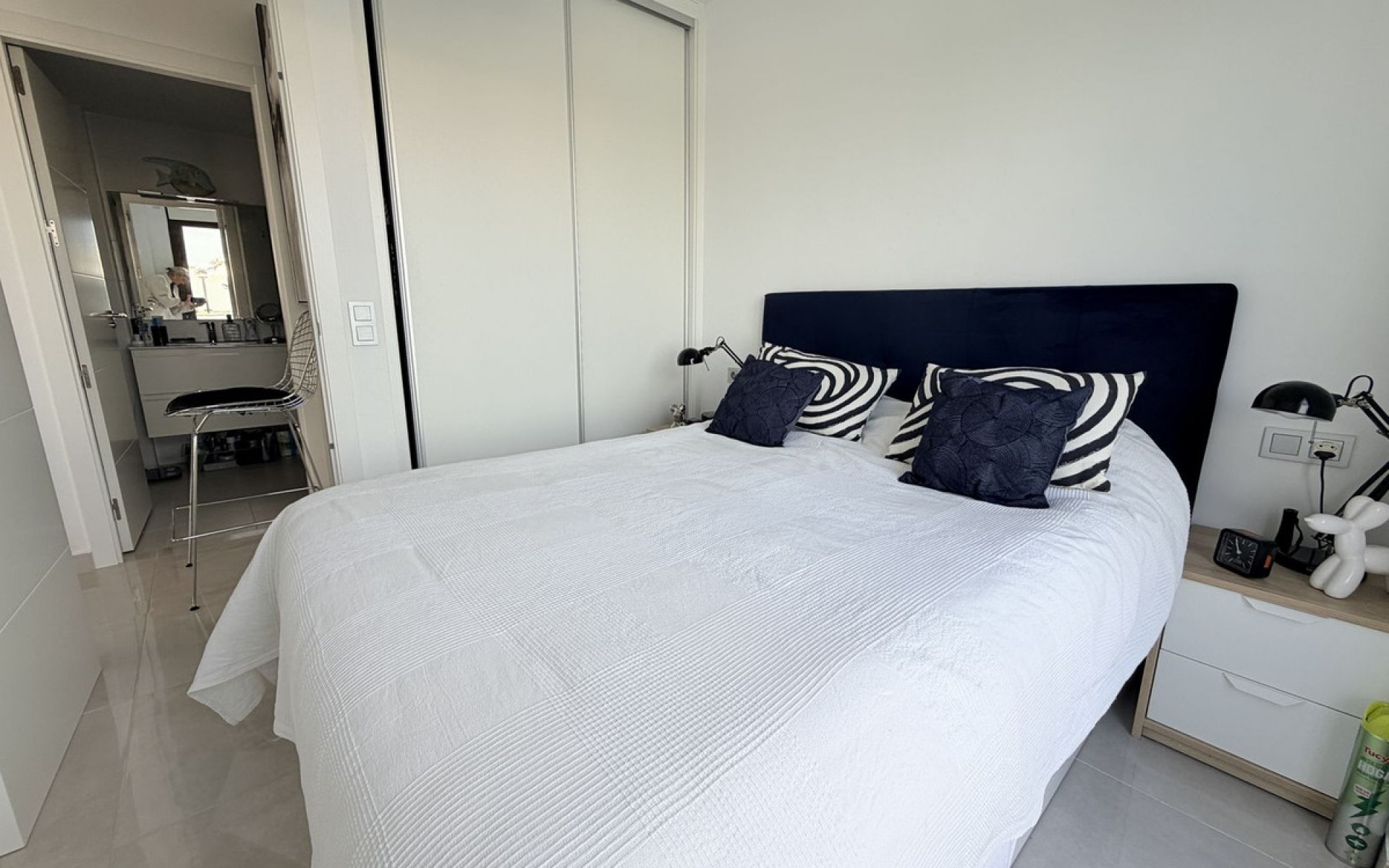 Resale - Villa - Cabo Roig