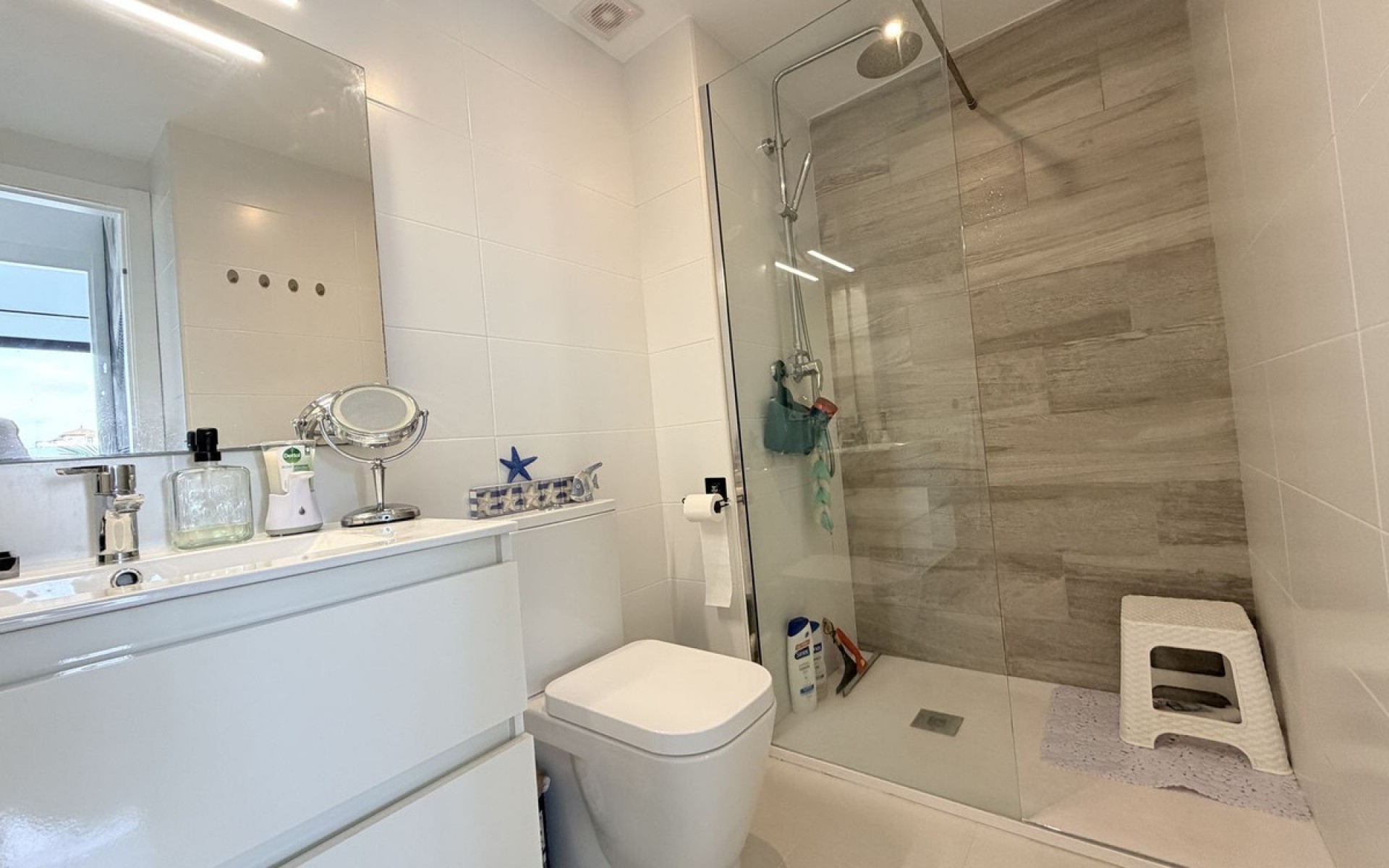 Resale - Villa - Cabo Roig