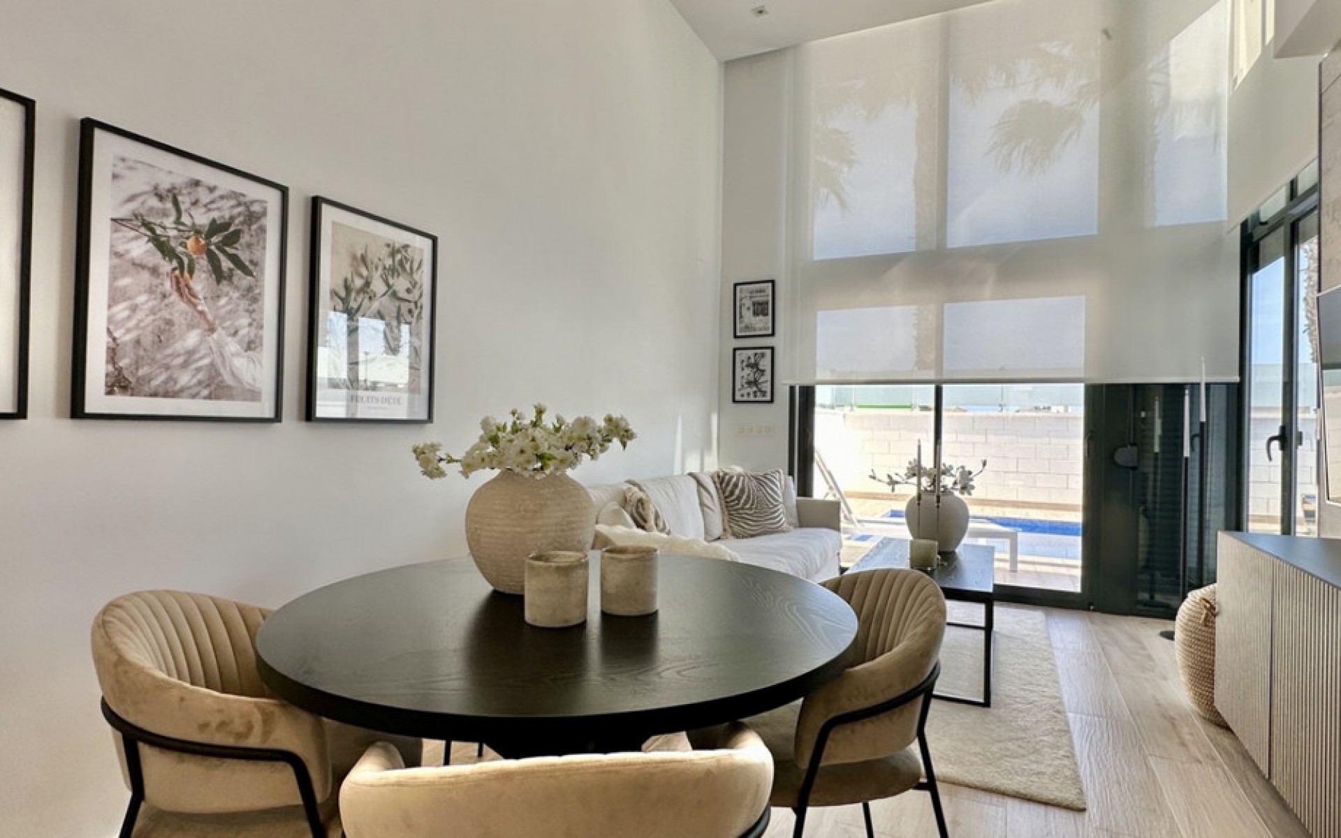 Resale - Villa - Cabo Roig