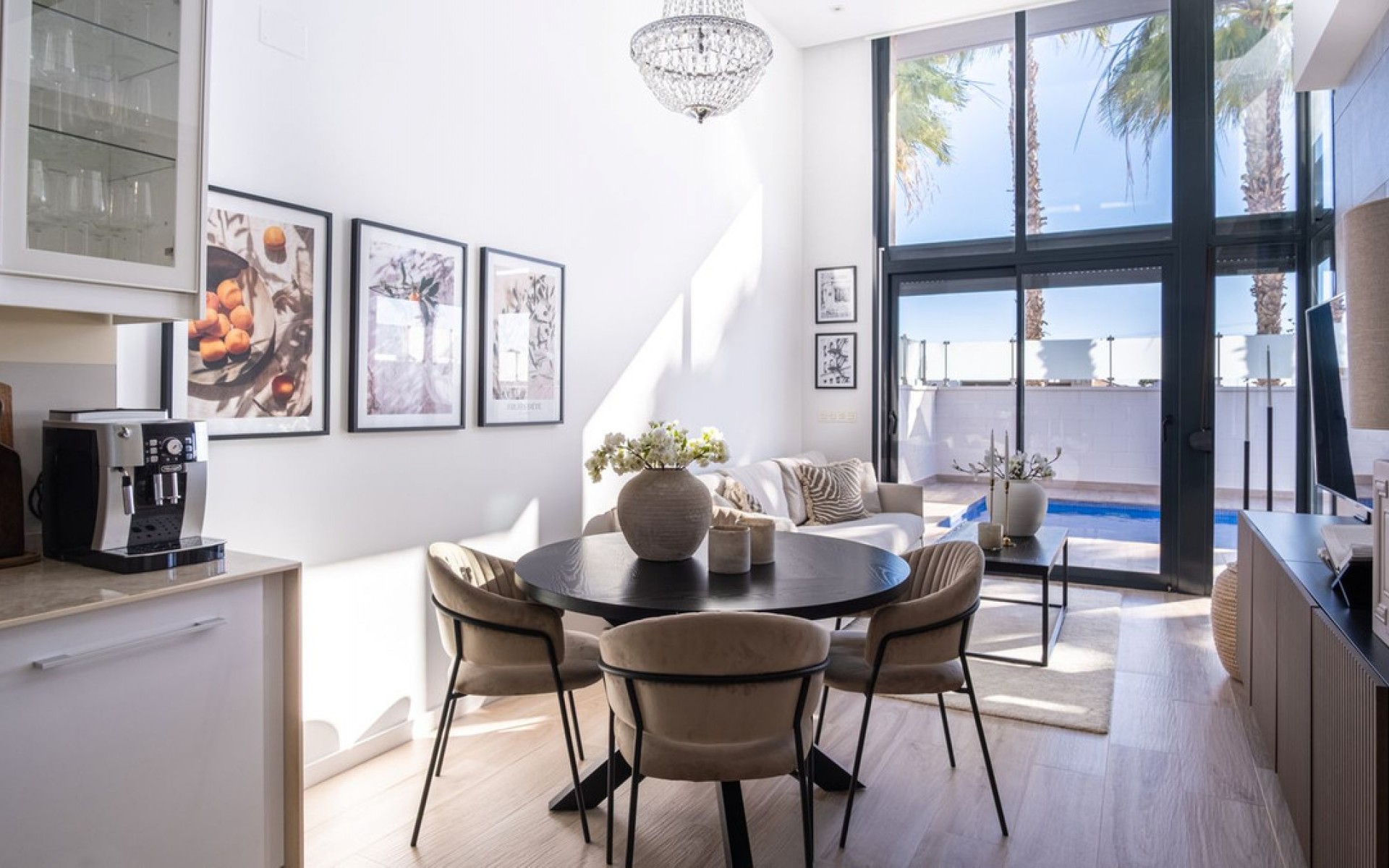 Resale - Villa - Cabo Roig