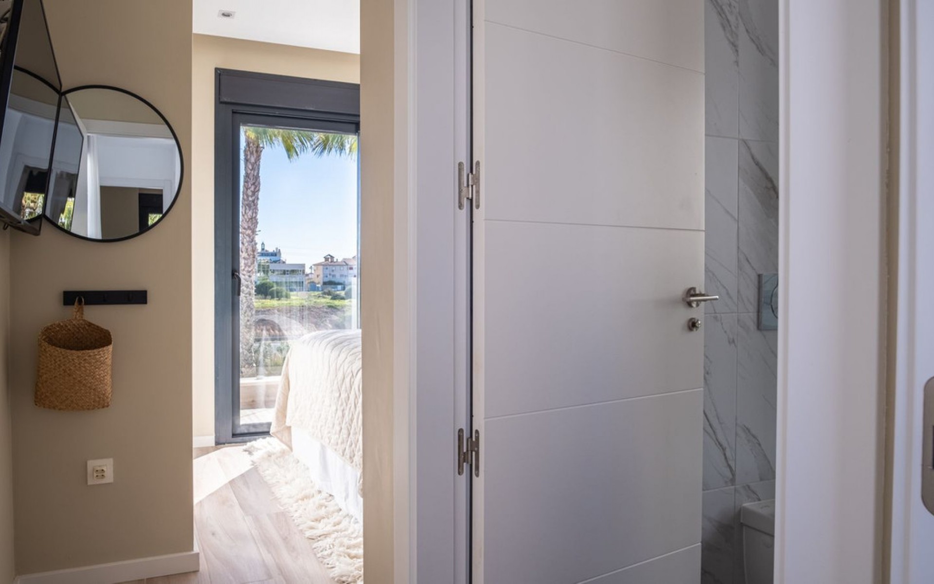 Resale - Villa - Cabo Roig