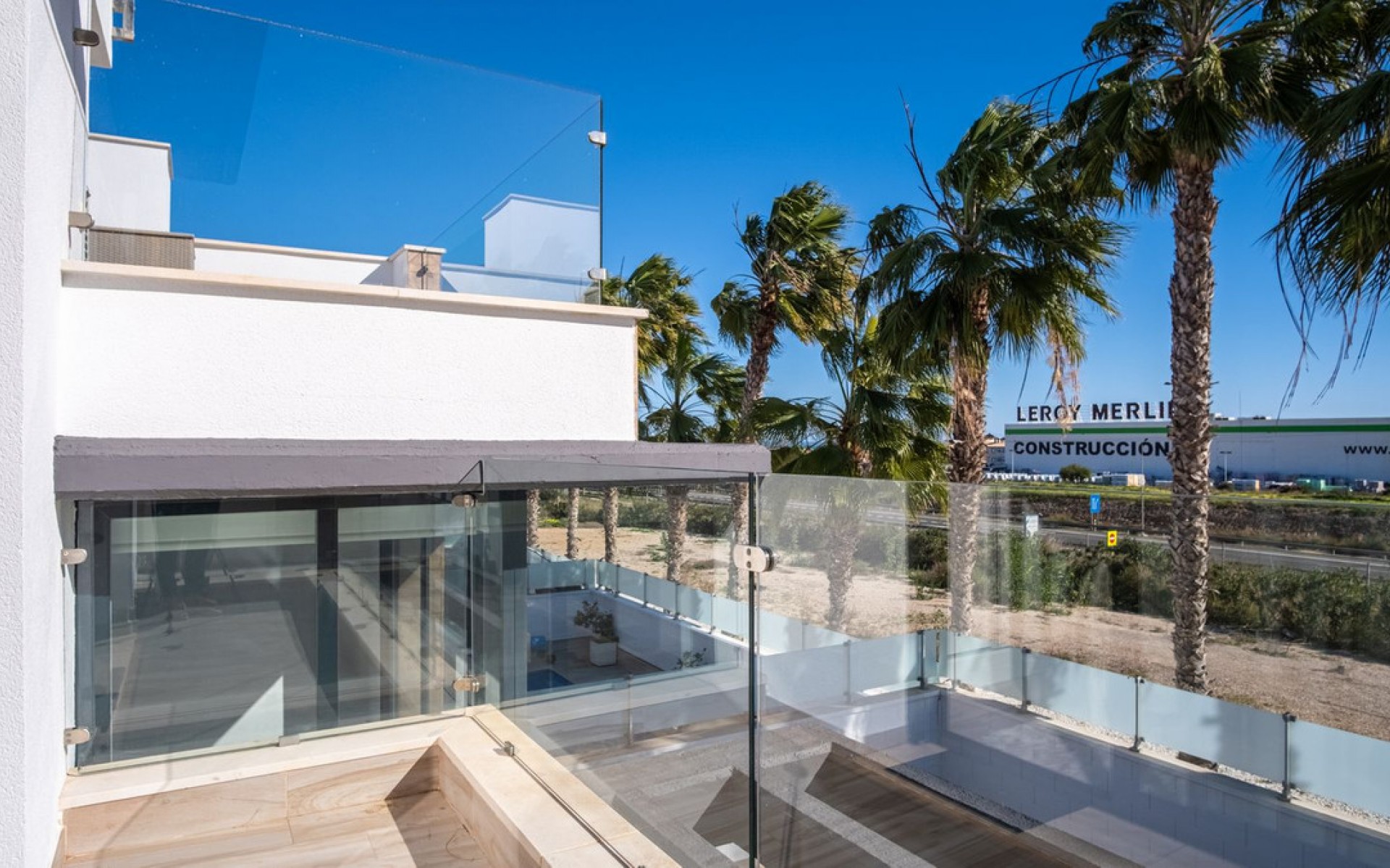 Resale - Villa - Cabo Roig