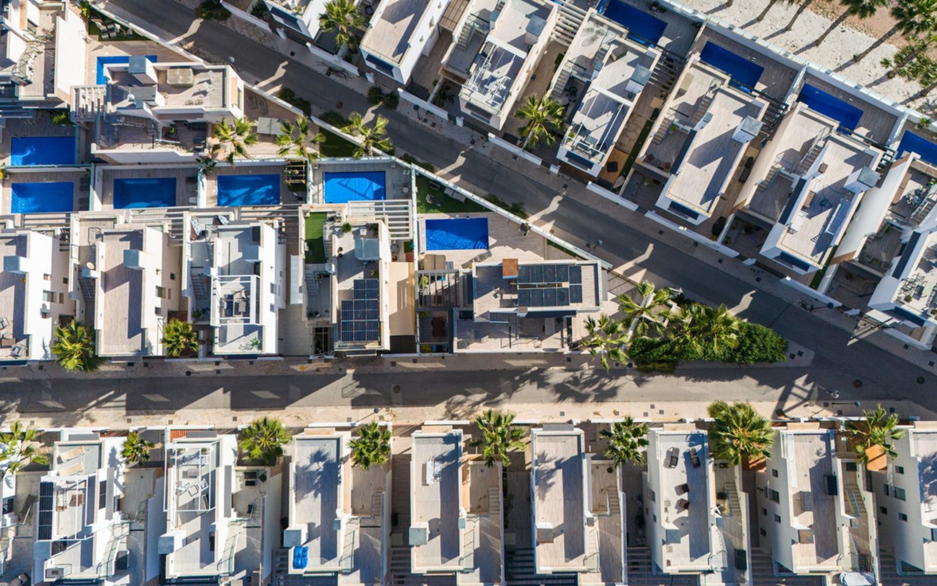 Resale - Villa - Cabo Roig