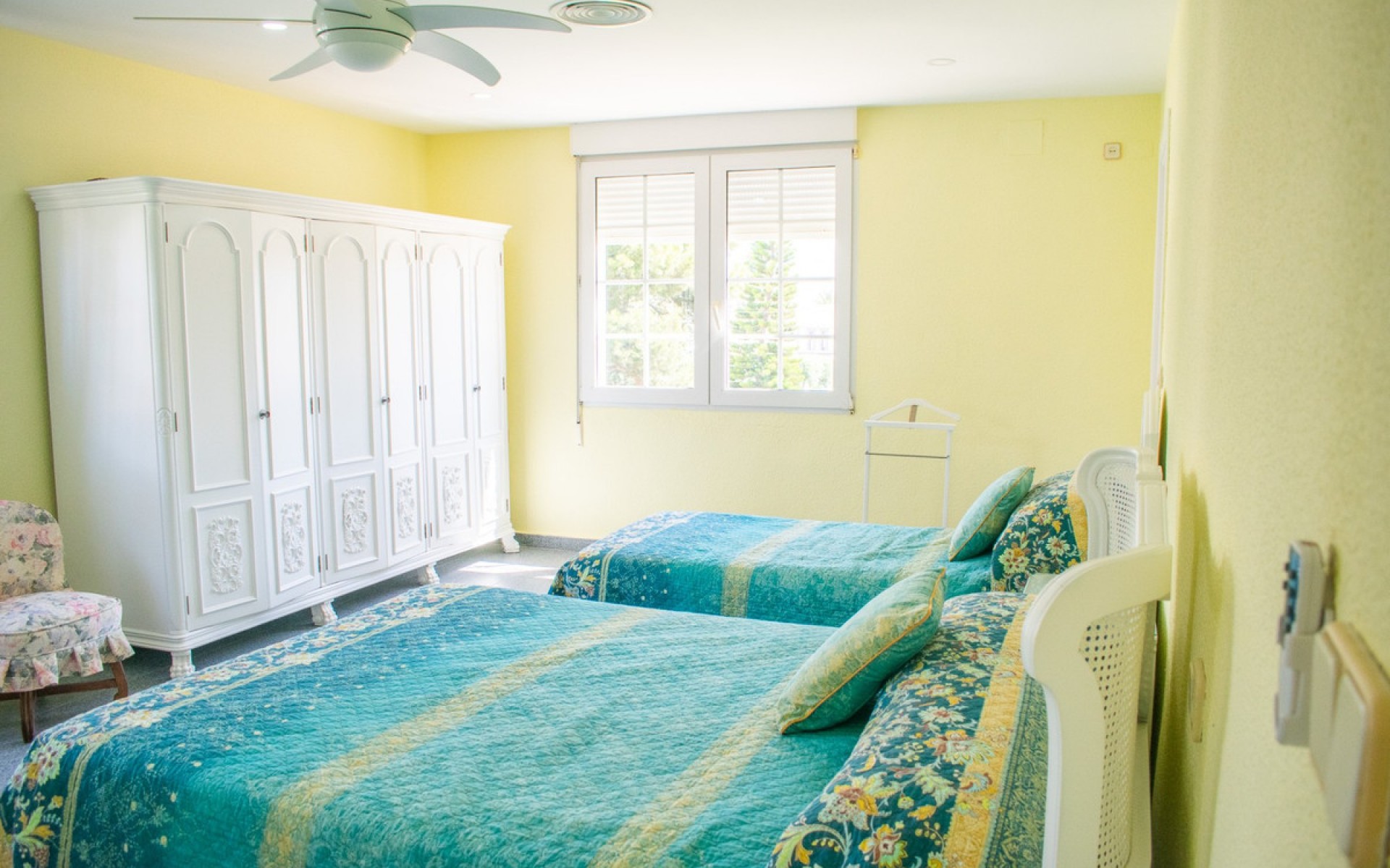 Resale - Villa - Cabo Roig