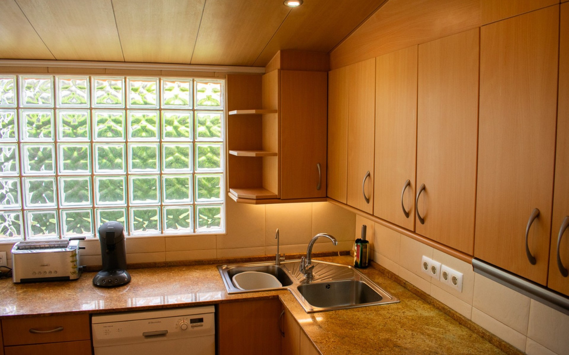 Resale - Villa - Cabo Roig