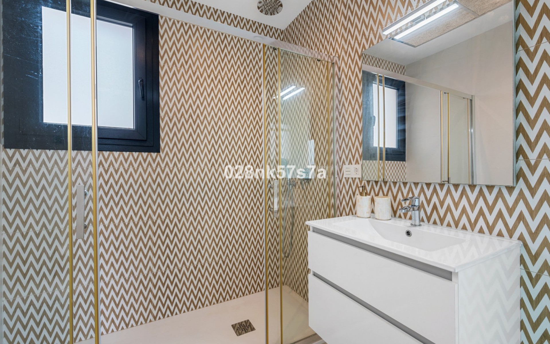 Resale - Villa - Cabo Roig