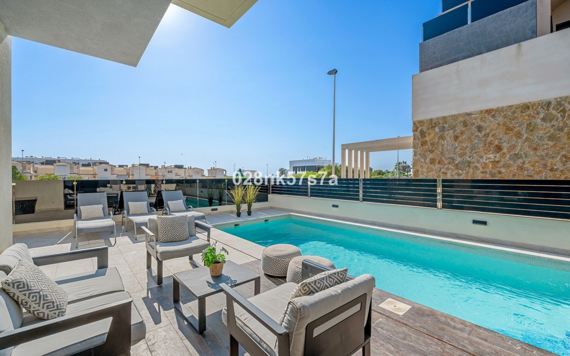 Resale - Villa - Cabo Roig