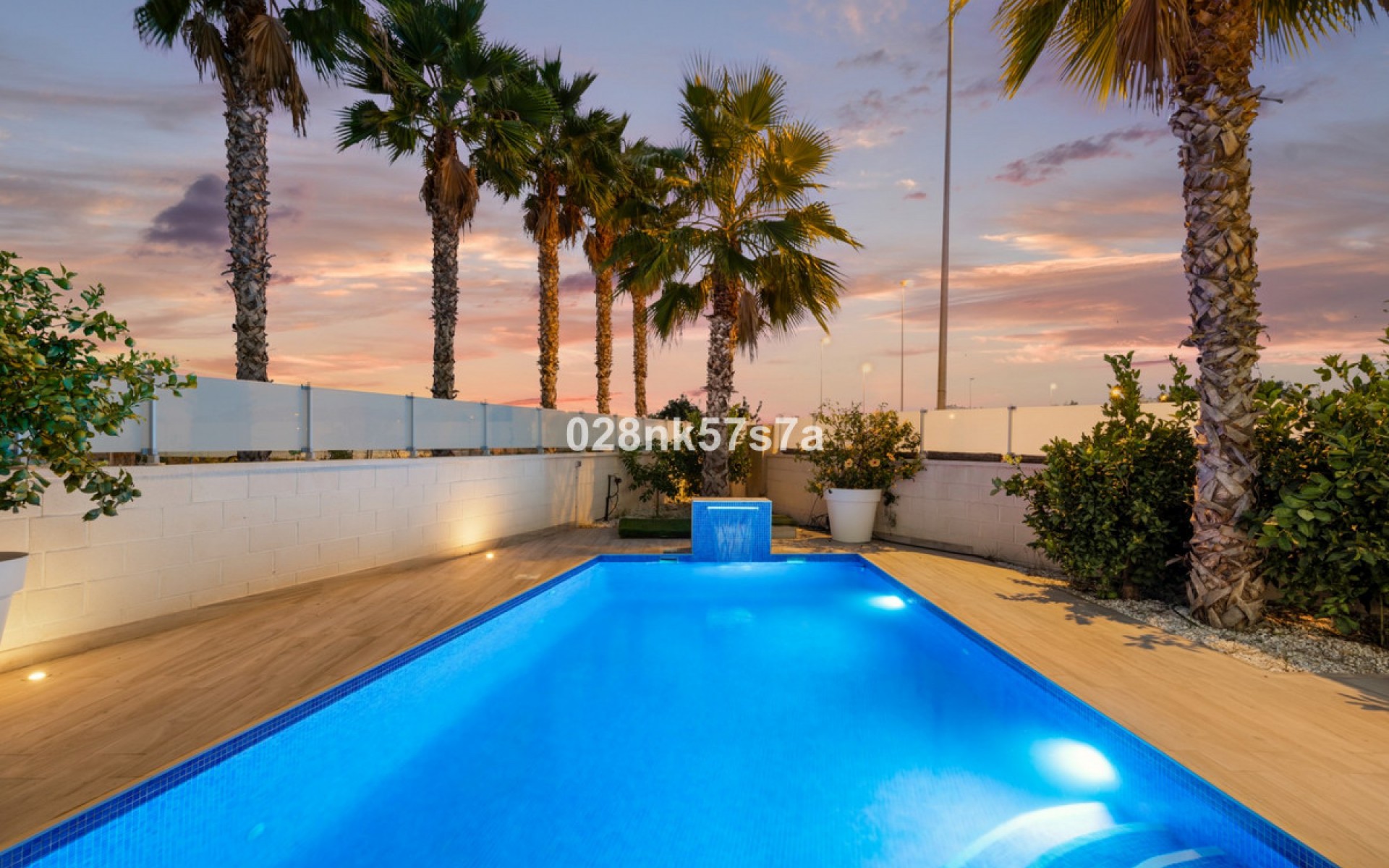 Resale - Villa - Cabo Roig