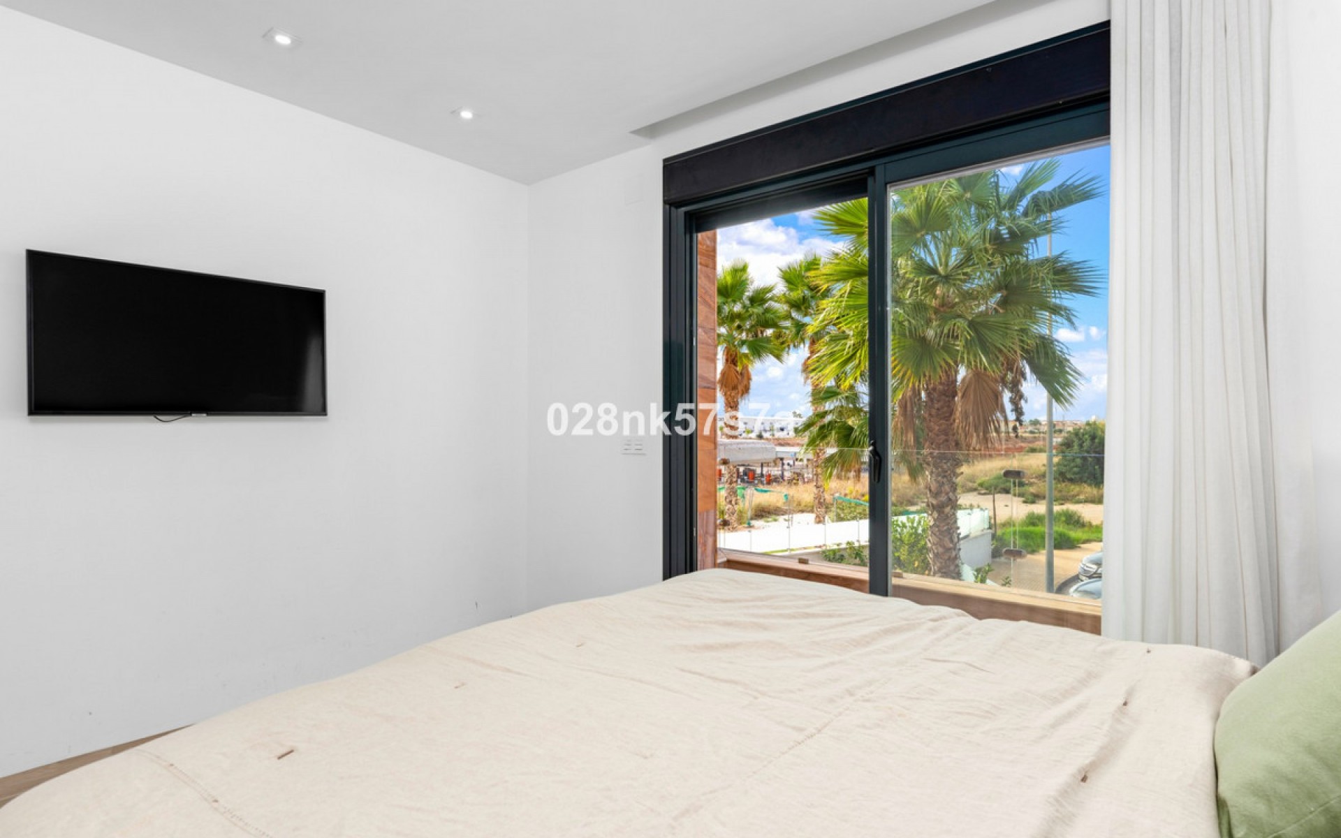 Resale - Villa - Cabo Roig