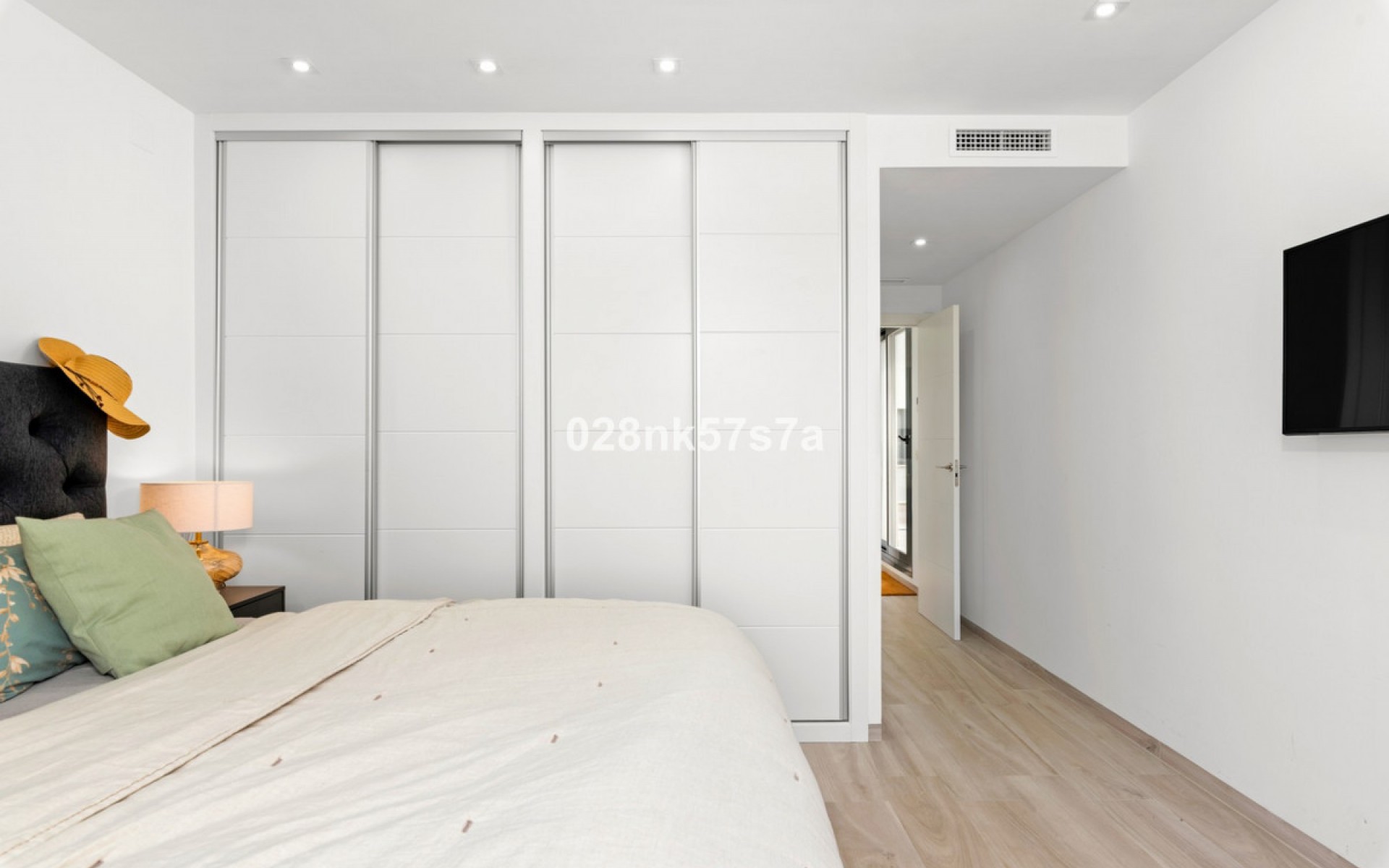 Resale - Villa - Cabo Roig