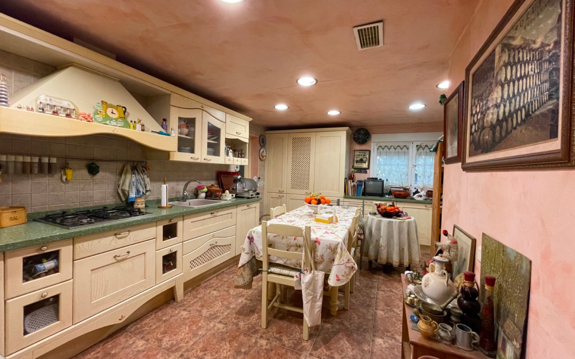 Resale - Villa - Cabo Roig