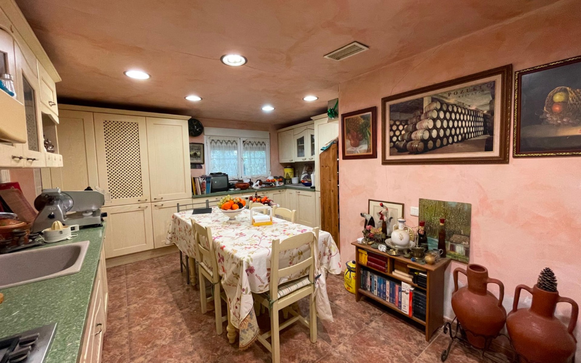 Resale - Villa - Cabo Roig