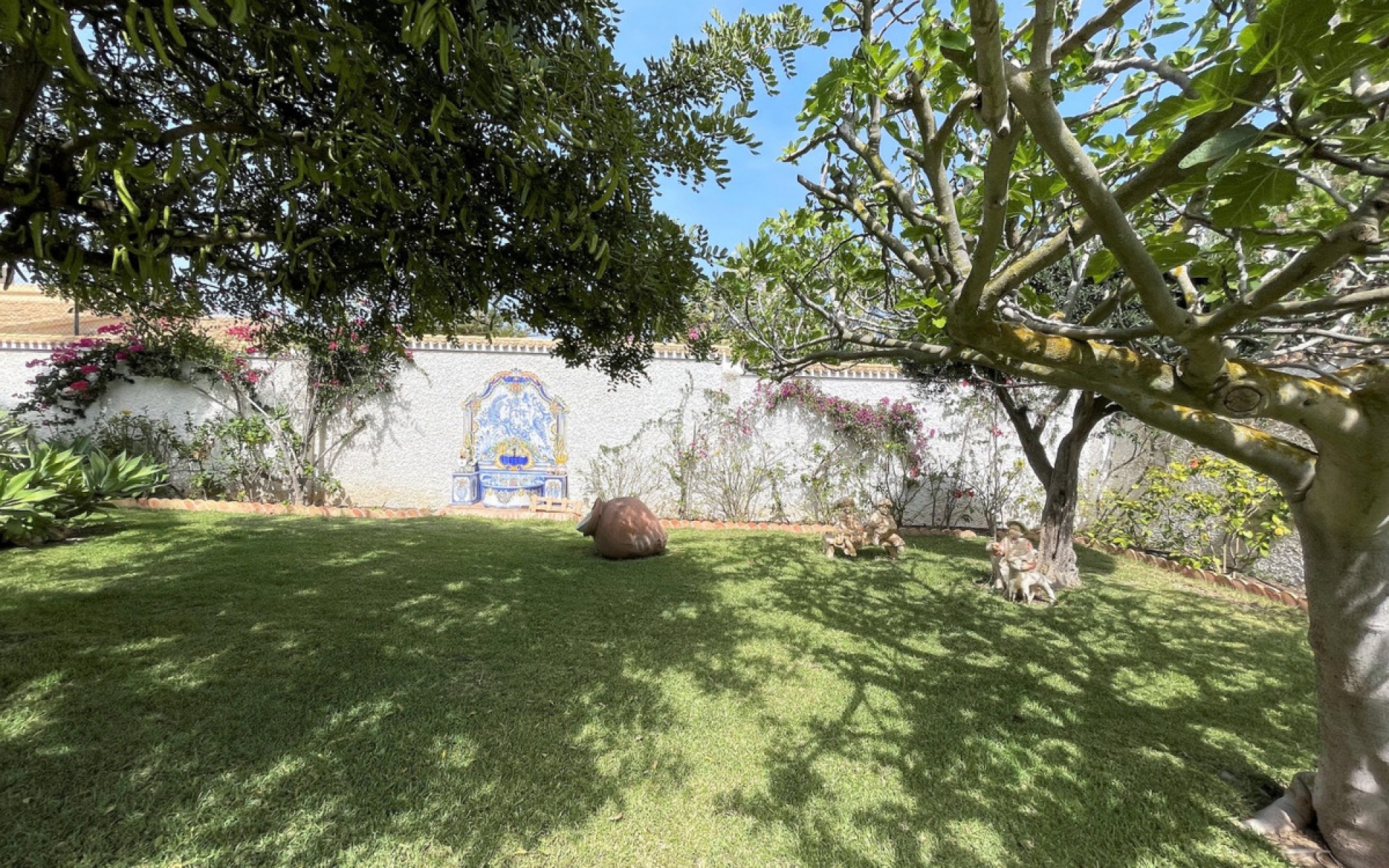 Resale - Villa - Cabo Roig