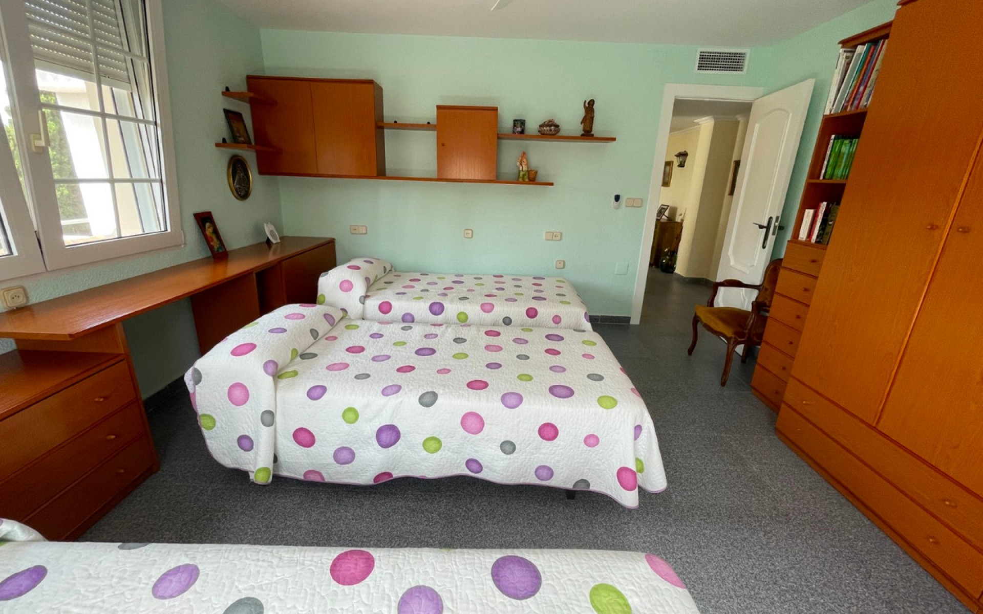 Resale - Villa - Cabo Roig