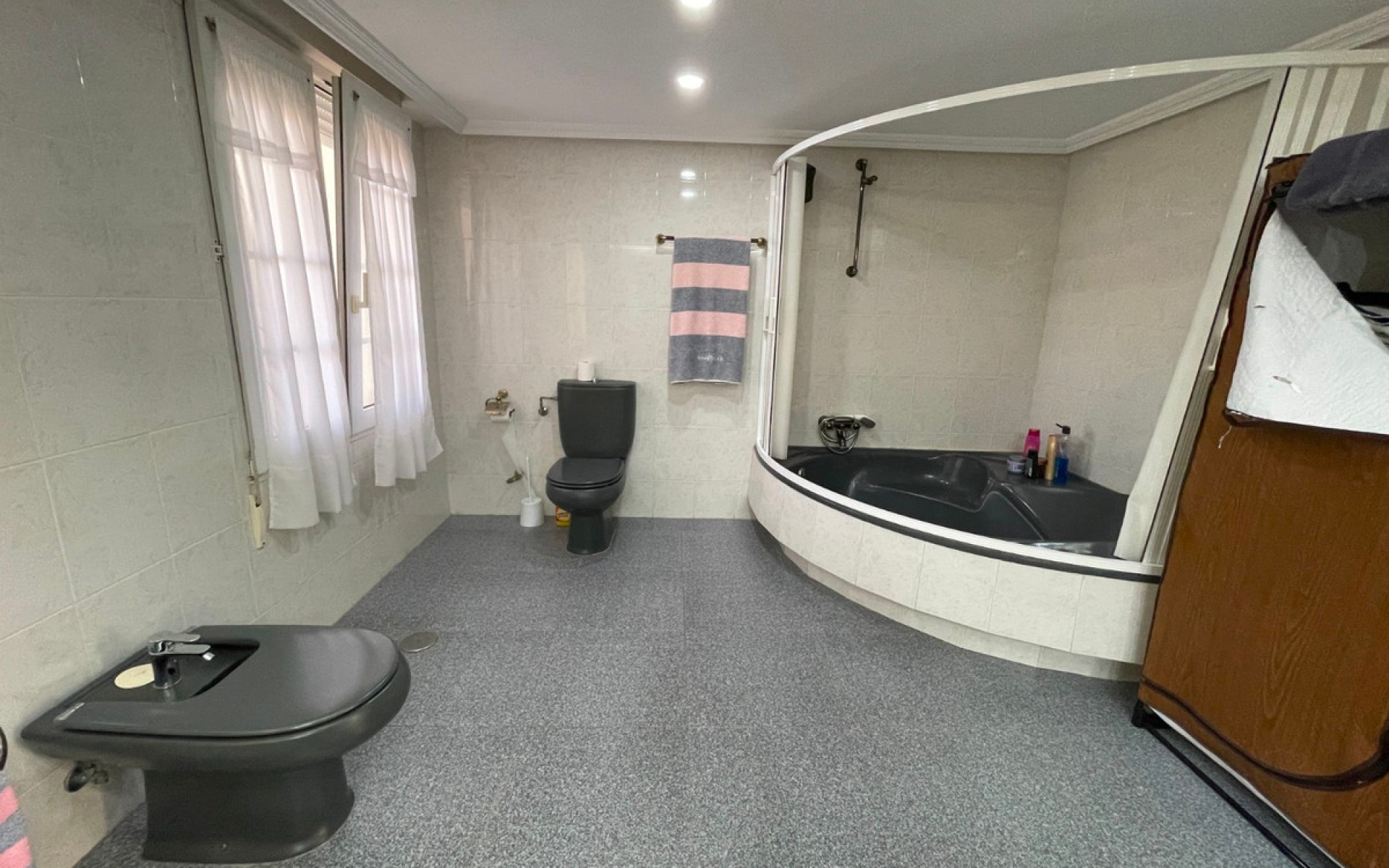 Resale - Villa - Cabo Roig