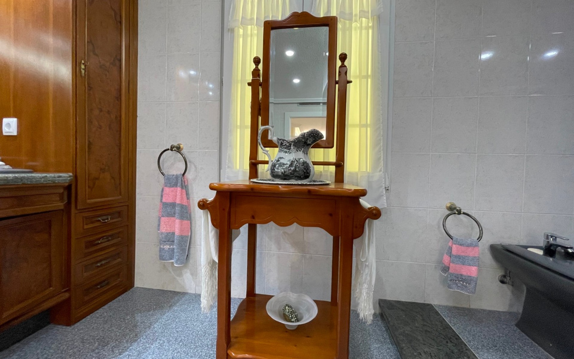 Resale - Villa - Cabo Roig