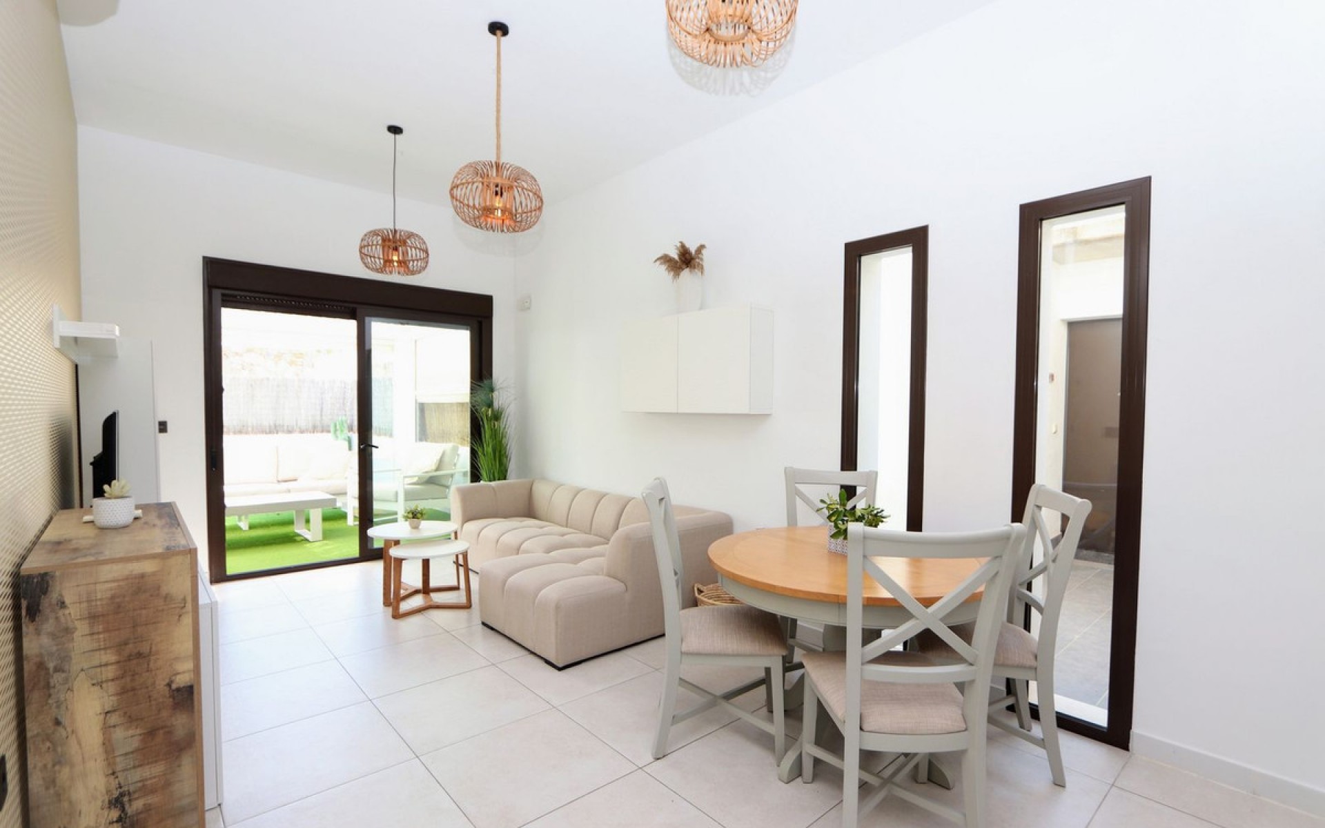 Resale - Villa - Cabo Roig