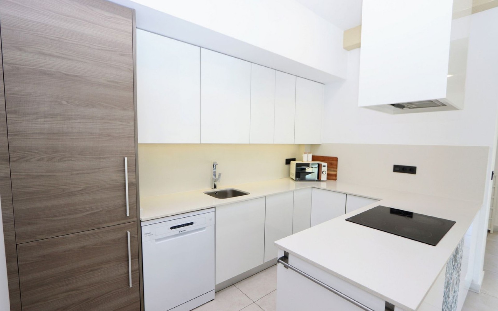 Resale - Villa - Cabo Roig