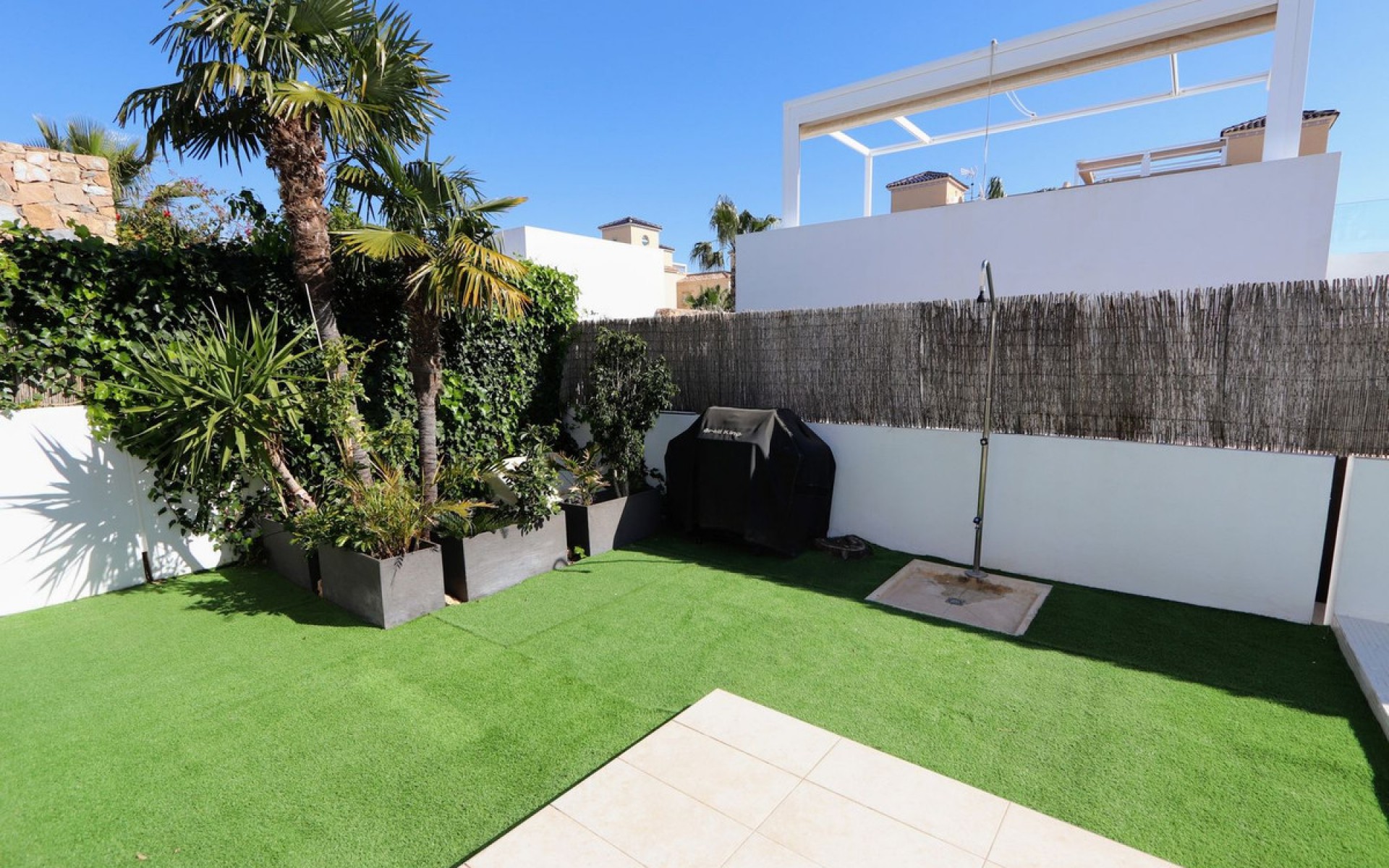 Resale - Villa - Cabo Roig