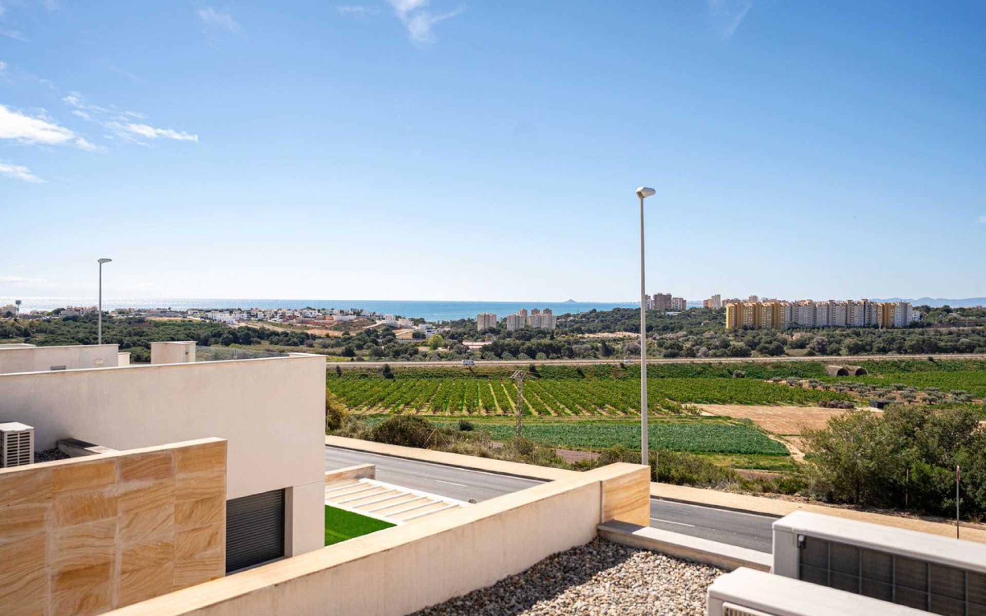 Resale - Villa - Cabo Roig