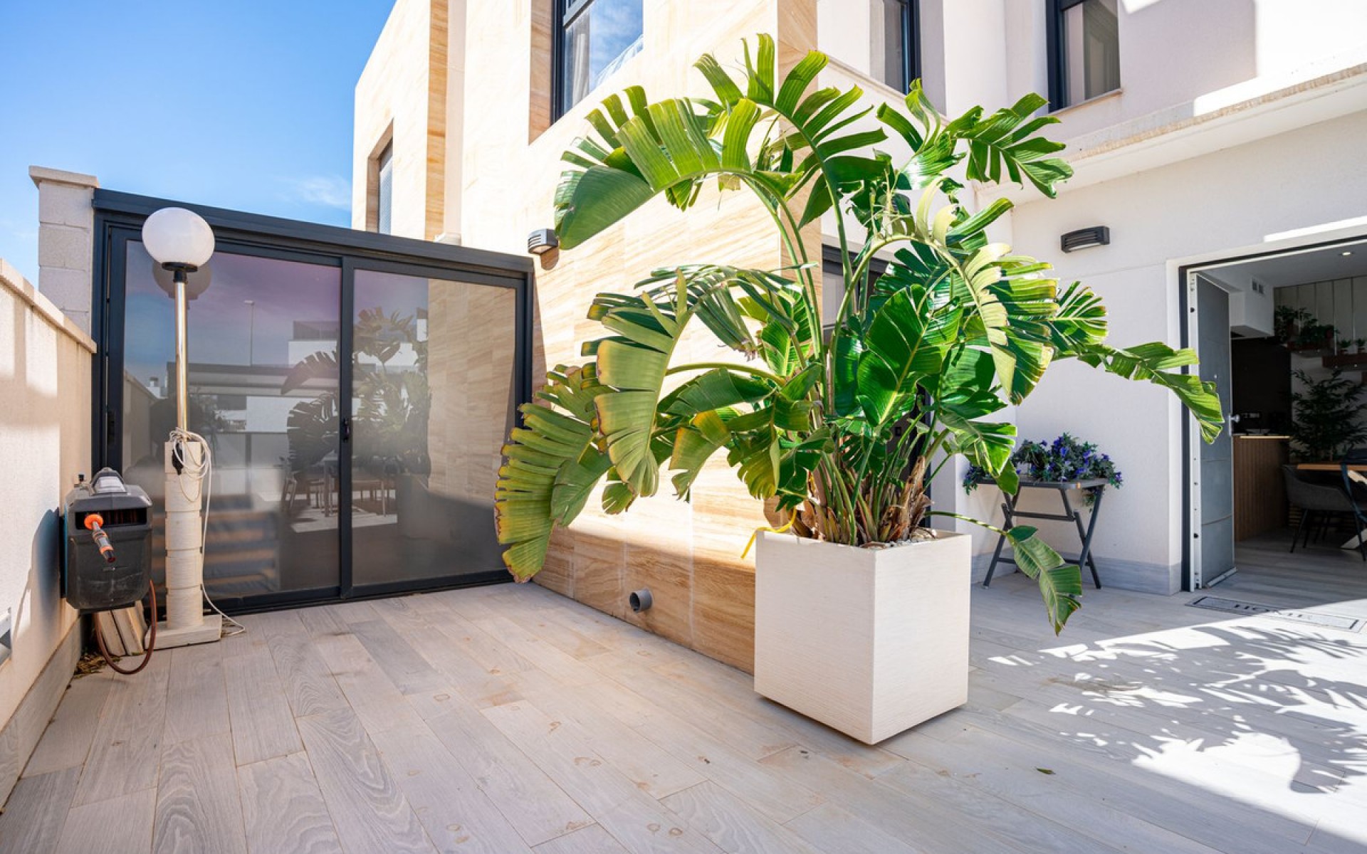Resale - Villa - Cabo Roig