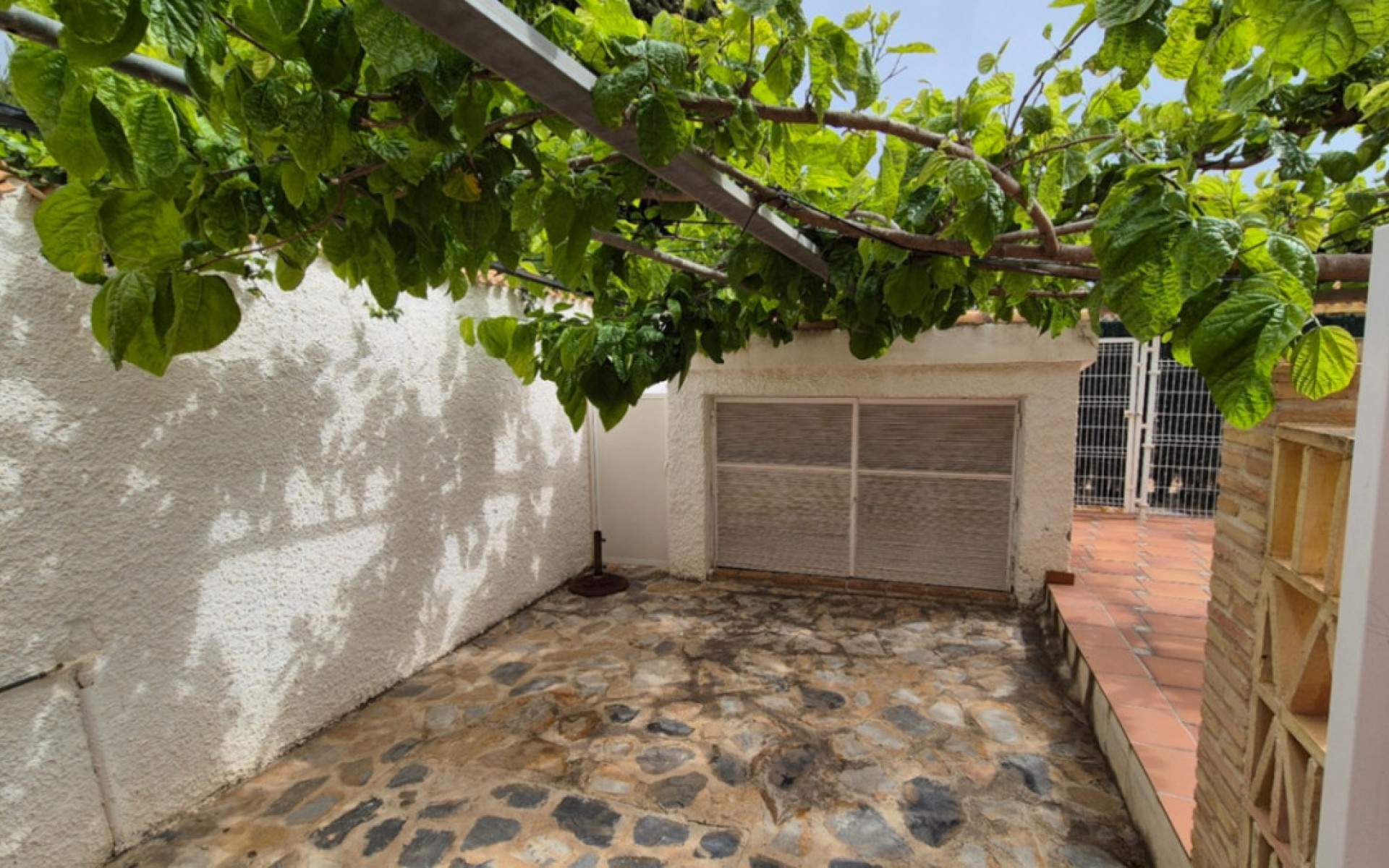 Resale - Villa - Cabo Roig