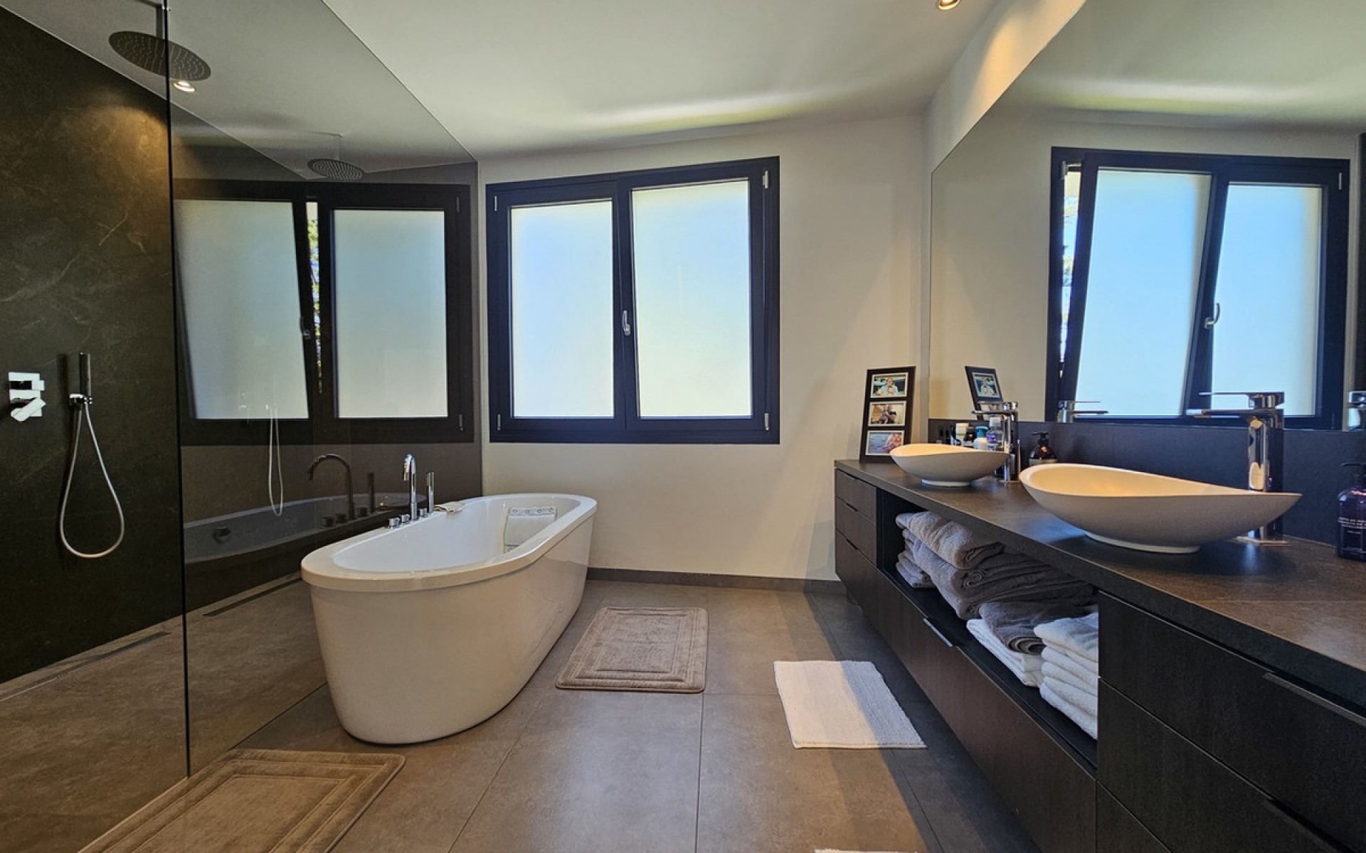 Resale - Villa - Cabo Roig