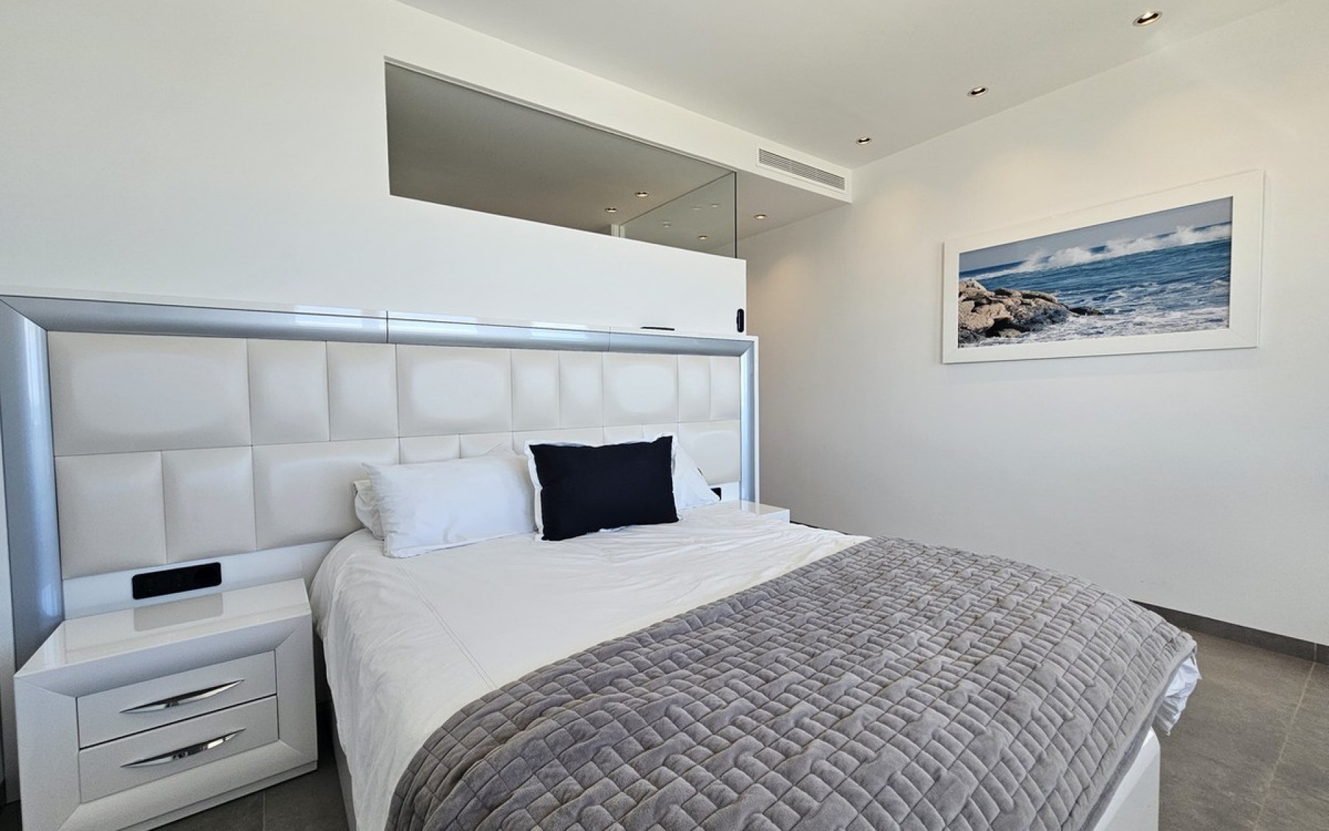 Resale - Villa - Cabo Roig