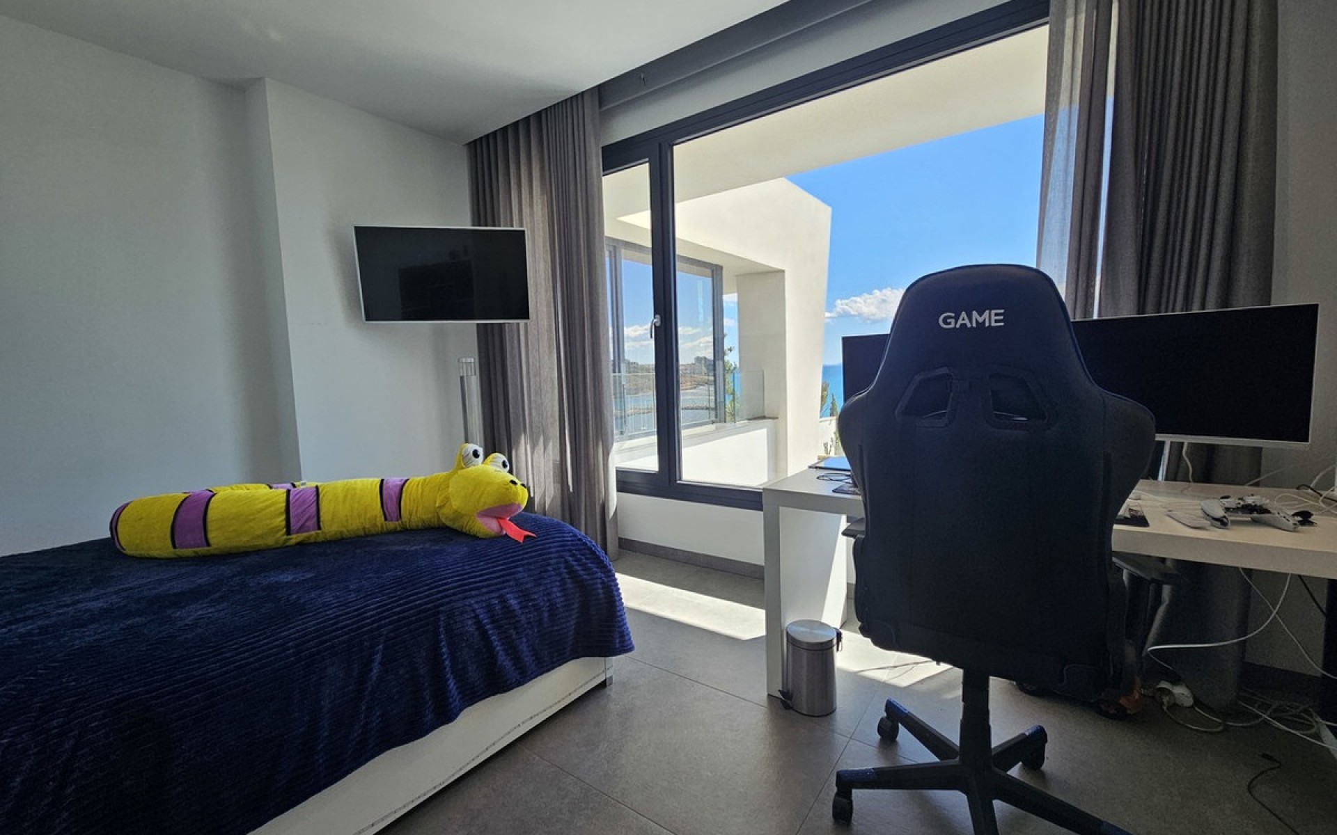 Resale - Villa - Cabo Roig
