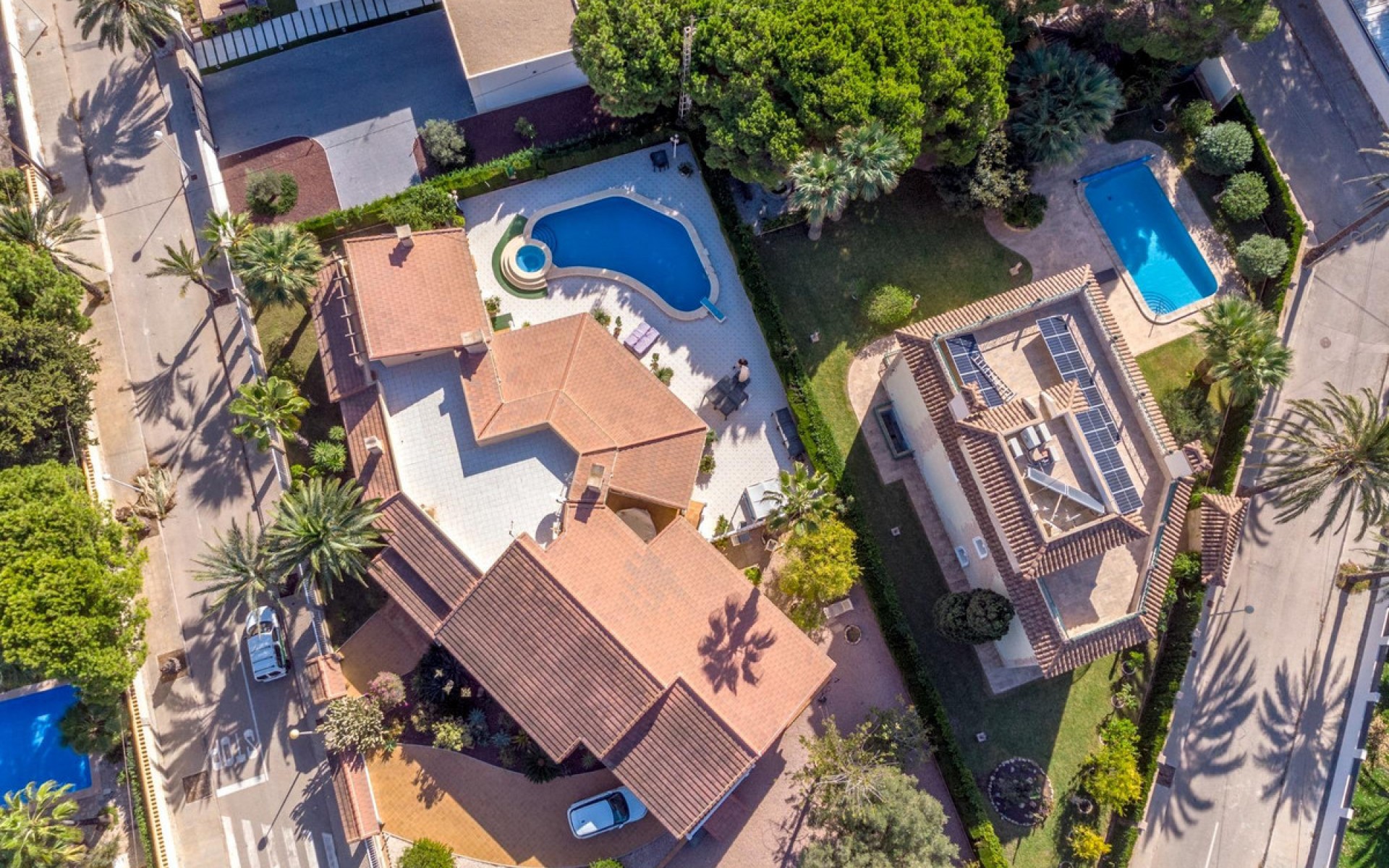 Resale - Villa - Cabo Roig