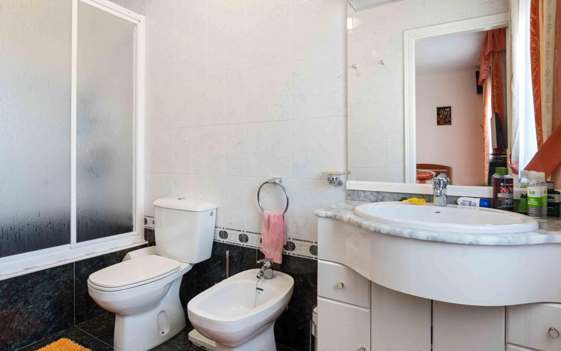Resale - Villa - Cabo Roig