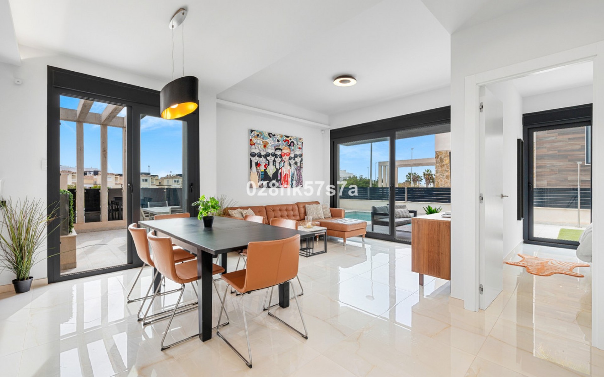 Resale - Villa - Cabo Roig