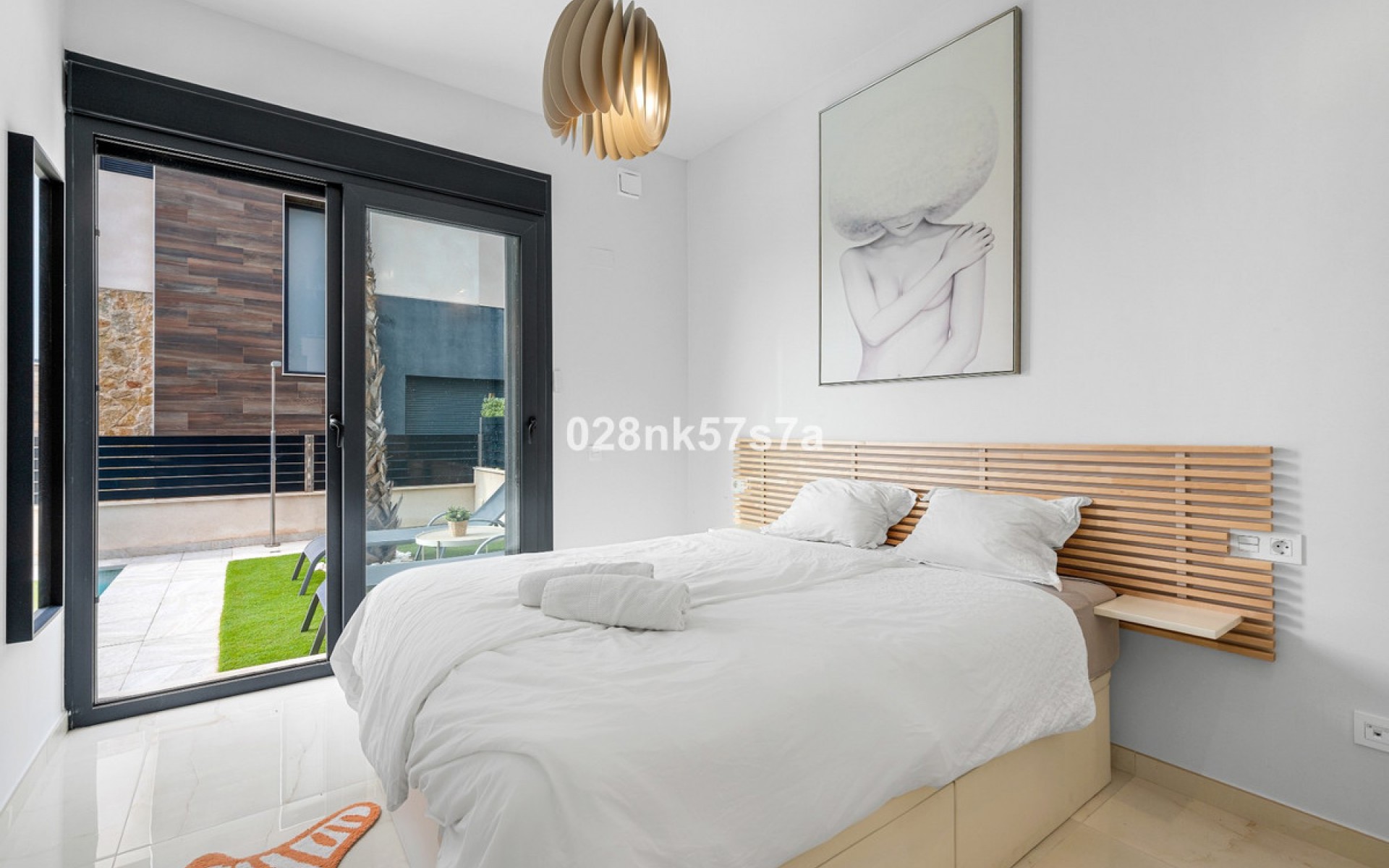 Resale - Villa - Cabo Roig