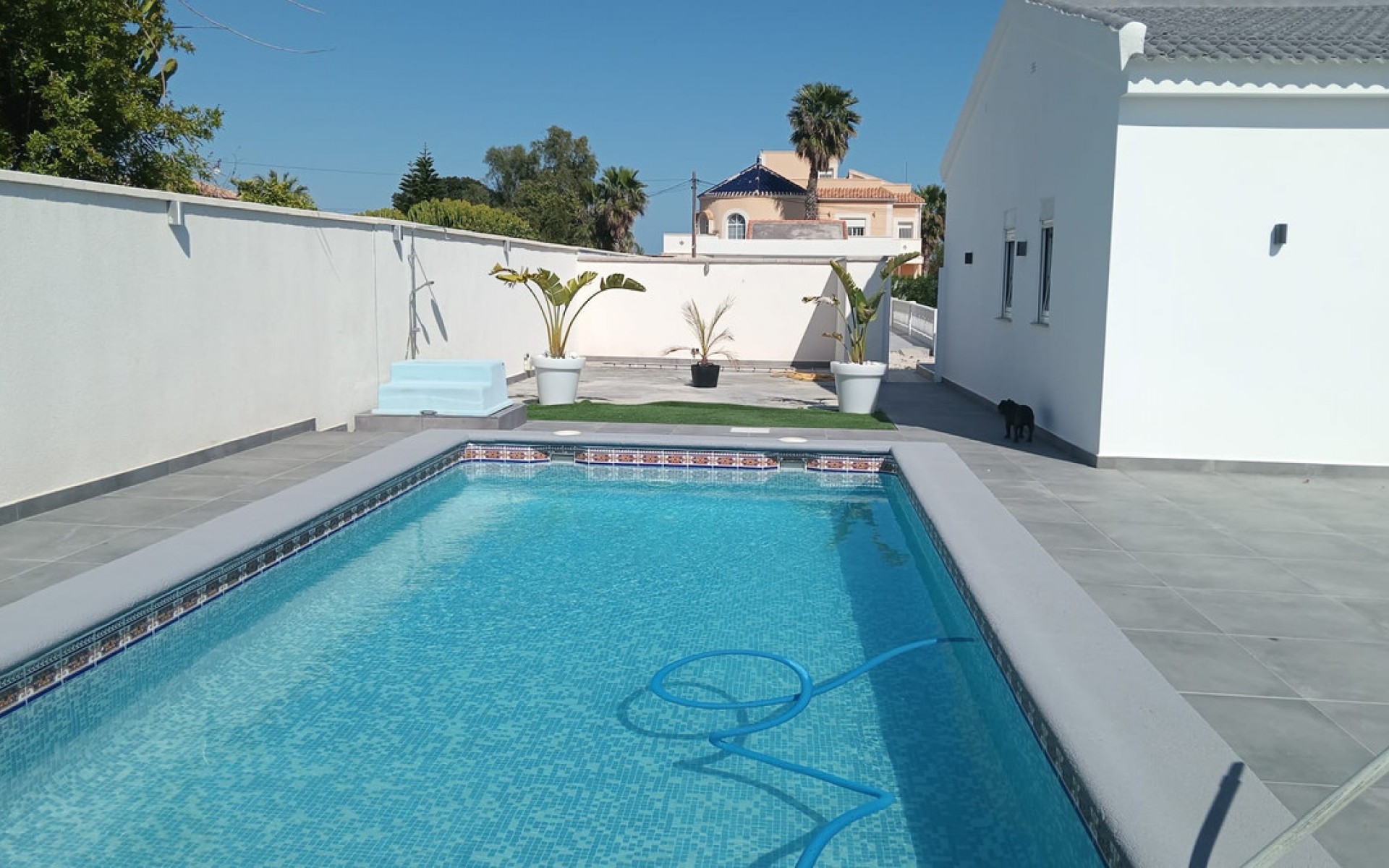 Resale - Villa - Cabo Roig