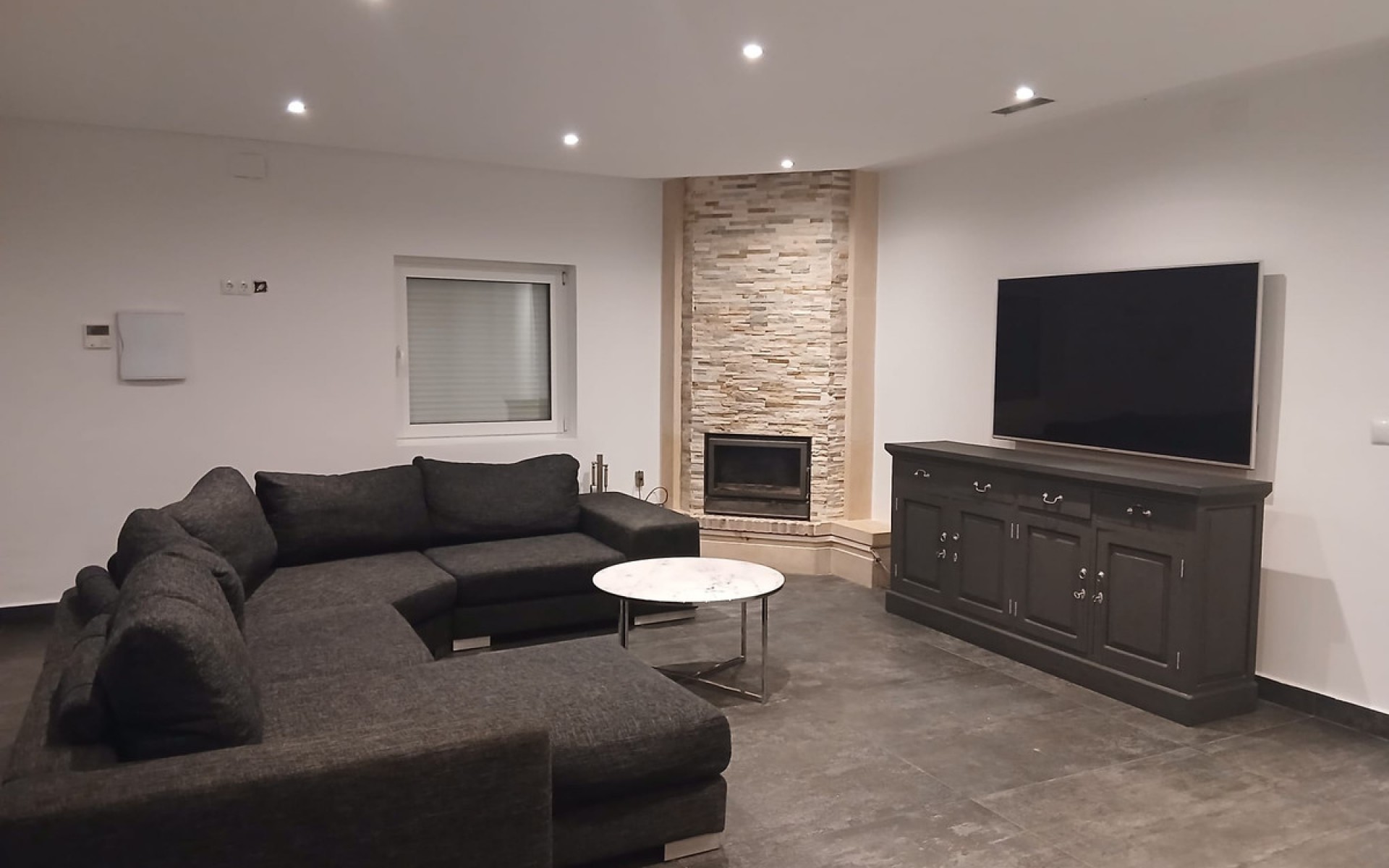 Resale - Villa - Cabo Roig