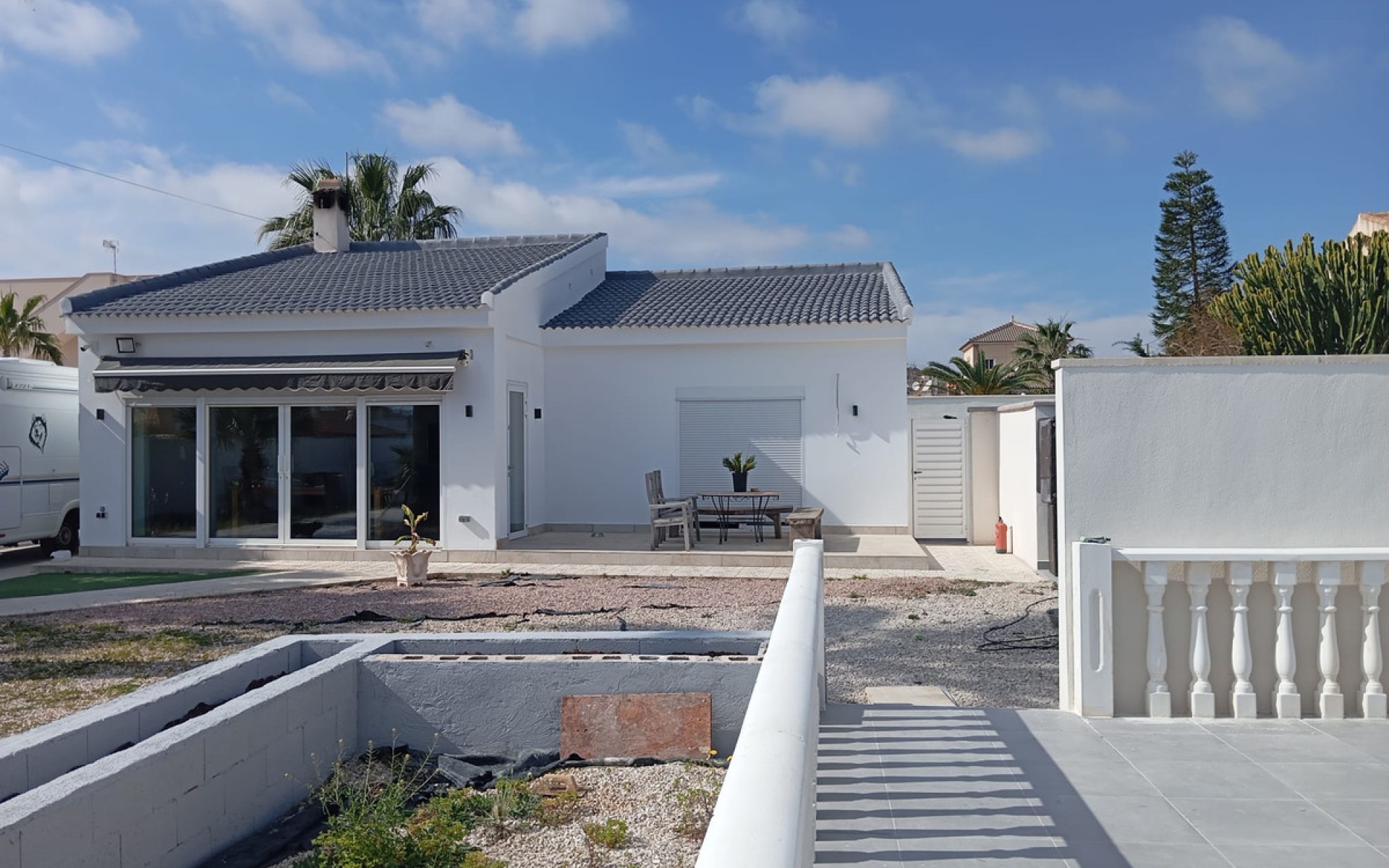 Resale - Villa - Cabo Roig